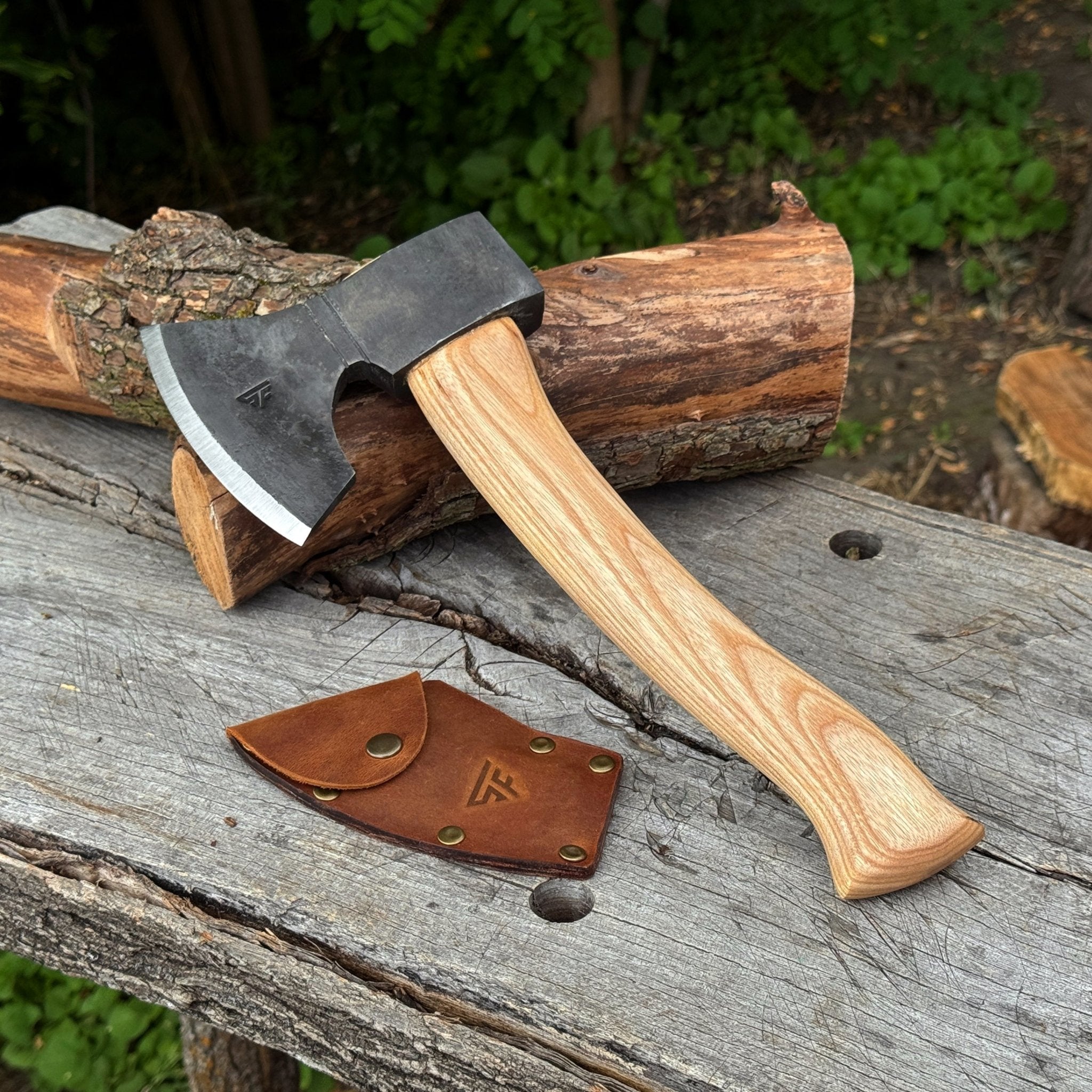 Small Carving Axe, 0.65 kg (1.43 lb) - 1