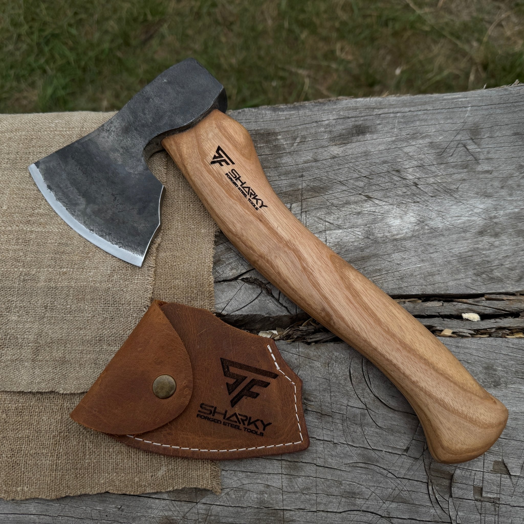 Small Hand - Forged Wood Carving Axe, 0.66 kg (1.46 lb) - 1