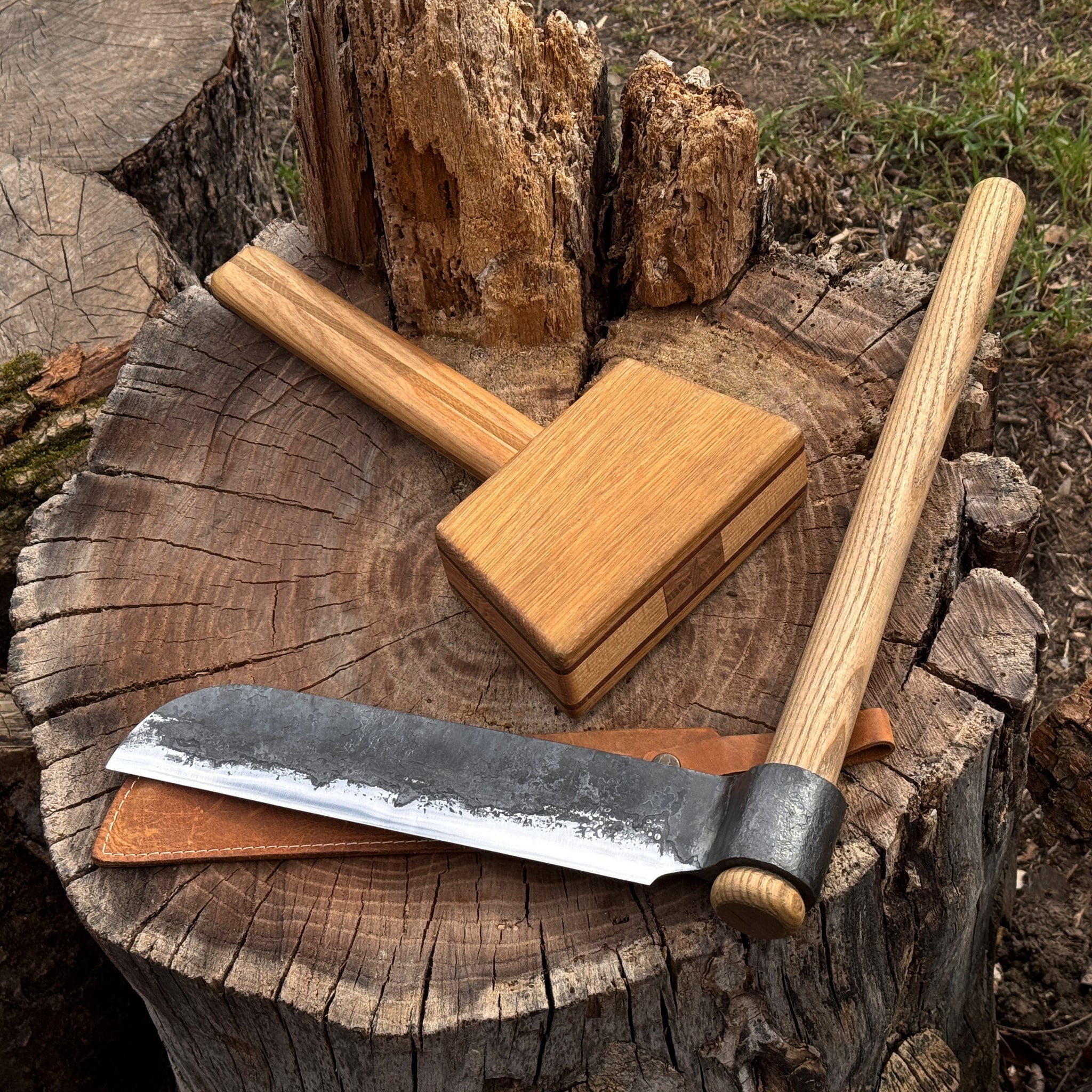 Splitting Froe with Wooden Mallet - 1