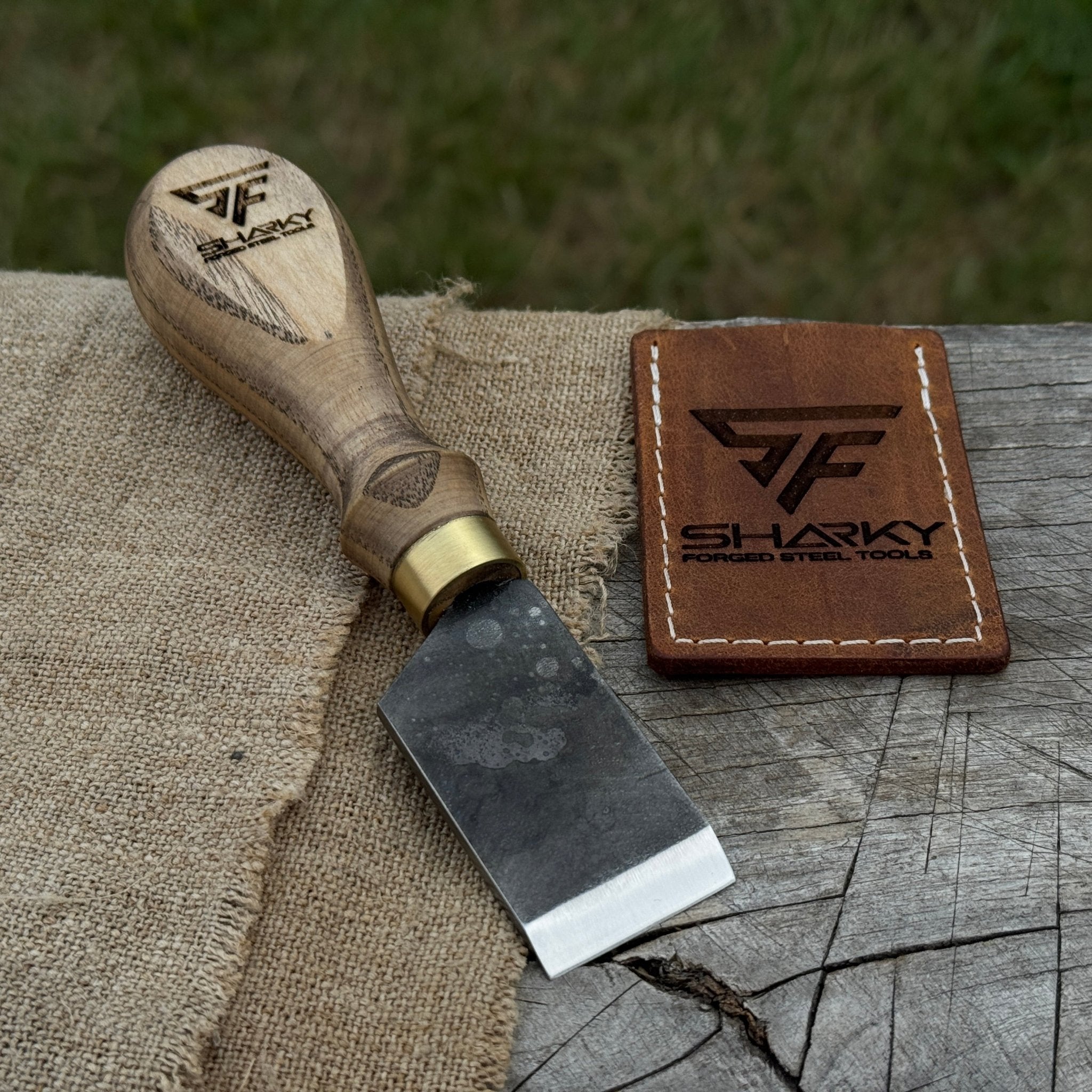 Straight Leather Skiving Knife with Leather Sheath, 3 cm (1.18 inches) - 5