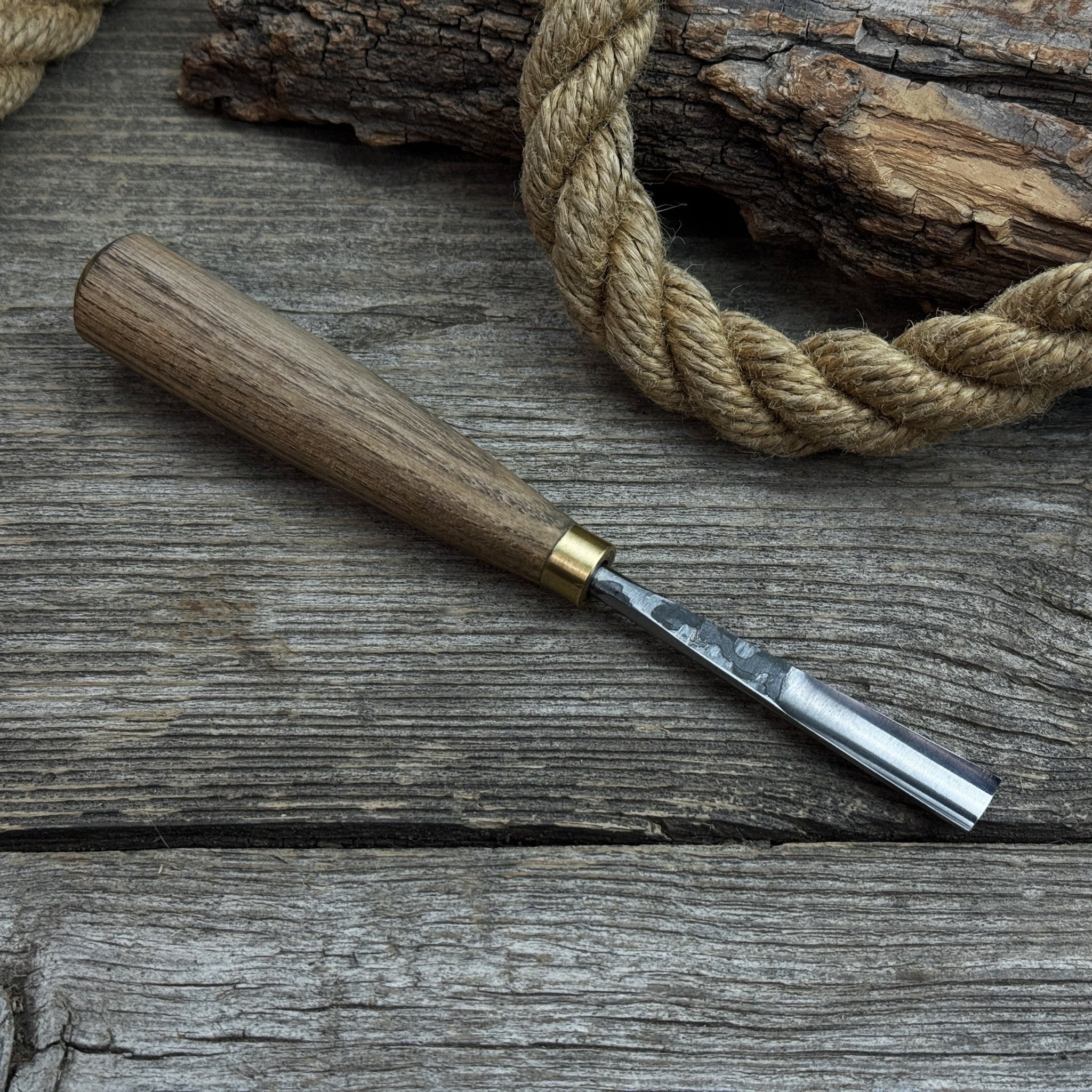 Straight Wood Carving Gouge, 5 - 12 mm (0.20 - 0.47 inches) - 10