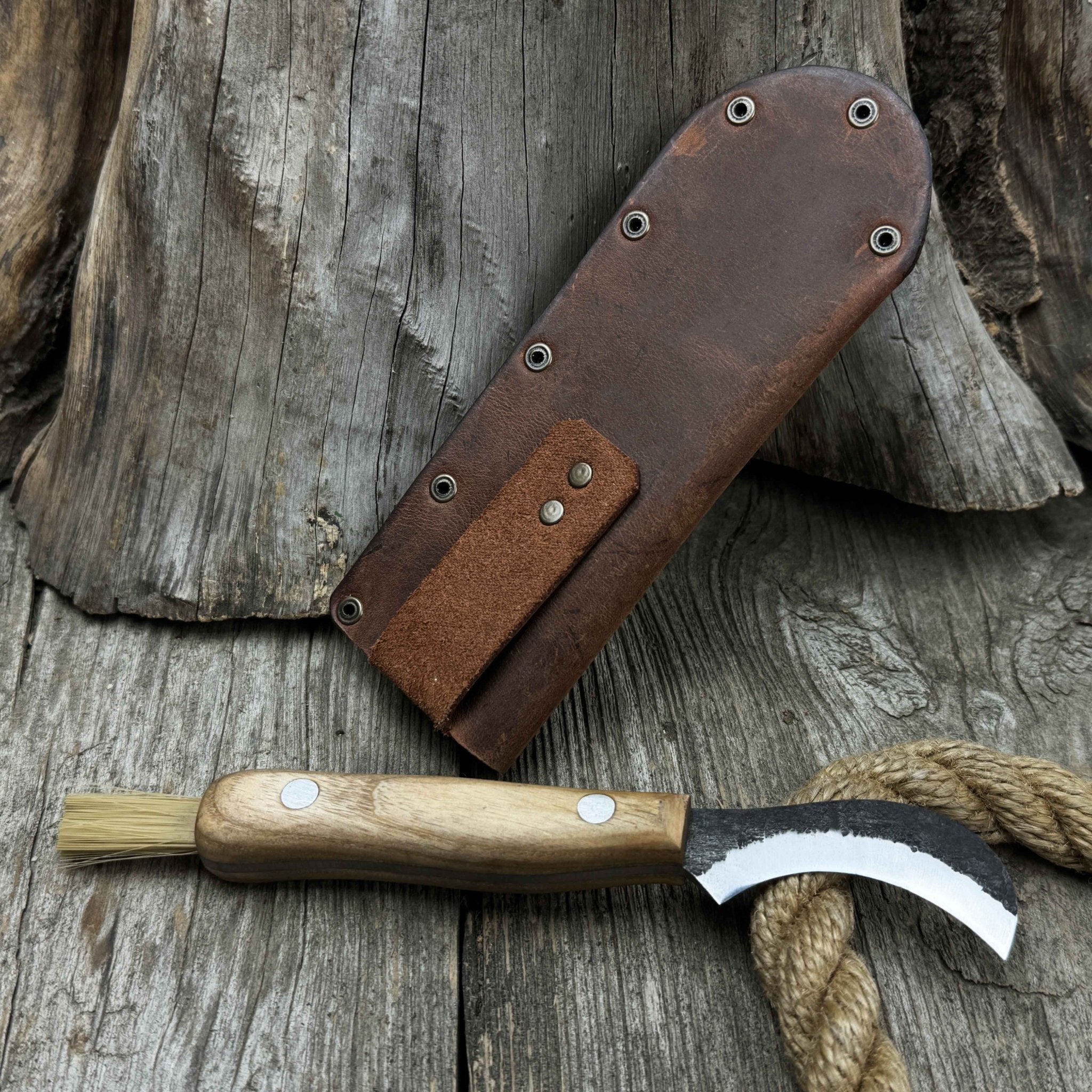 Universal Leather Sheath for Knives - 4