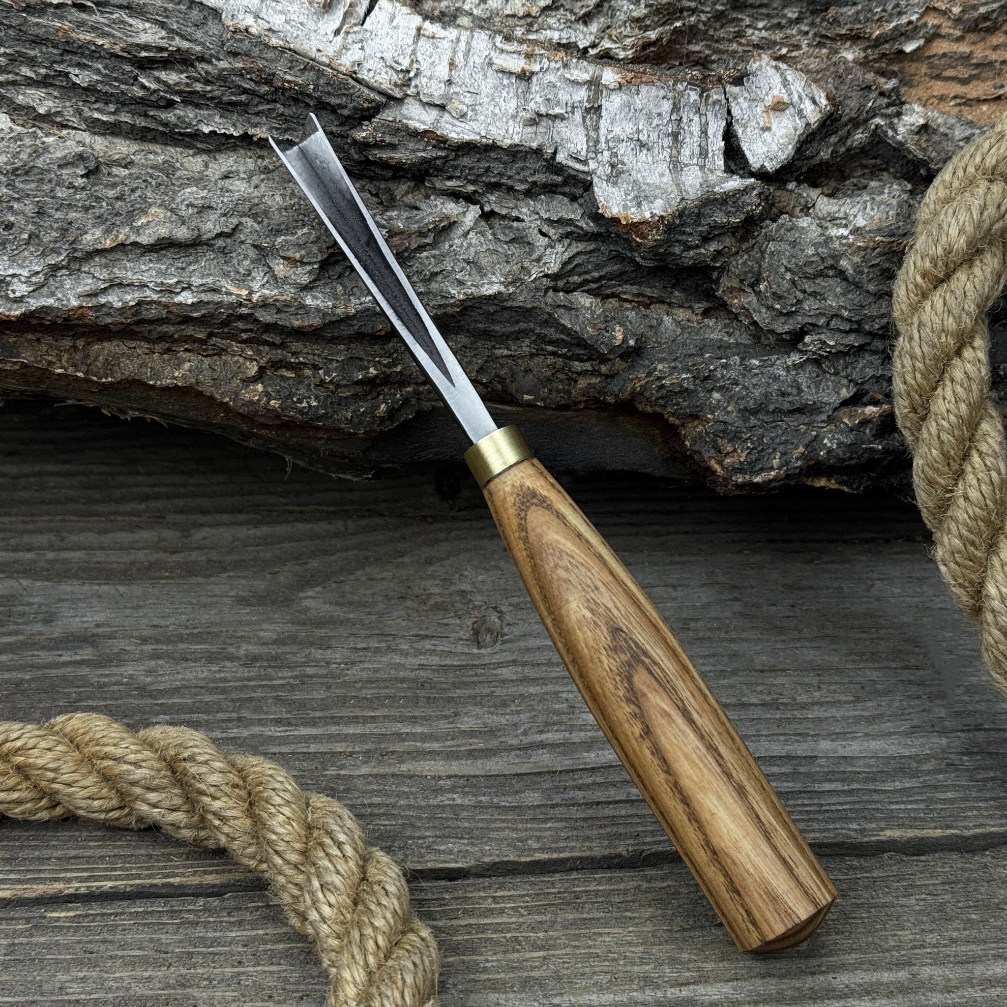 V - Parting Chisel 60 Degree, Blade 8 mm (0.31 inches) - 6