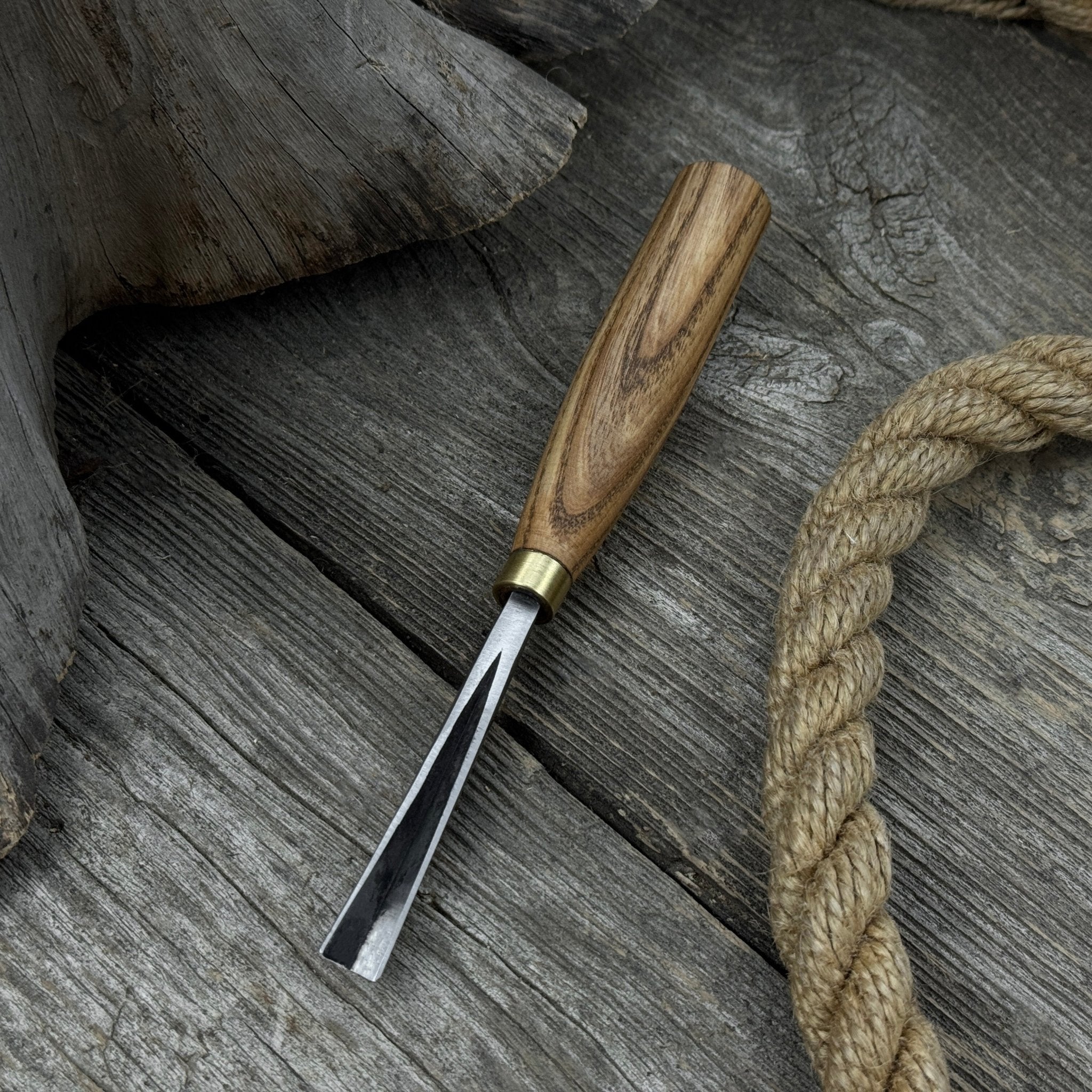 V - Parting Chisel 60 Degree, Blade 8 mm (0.31 inches) - 10