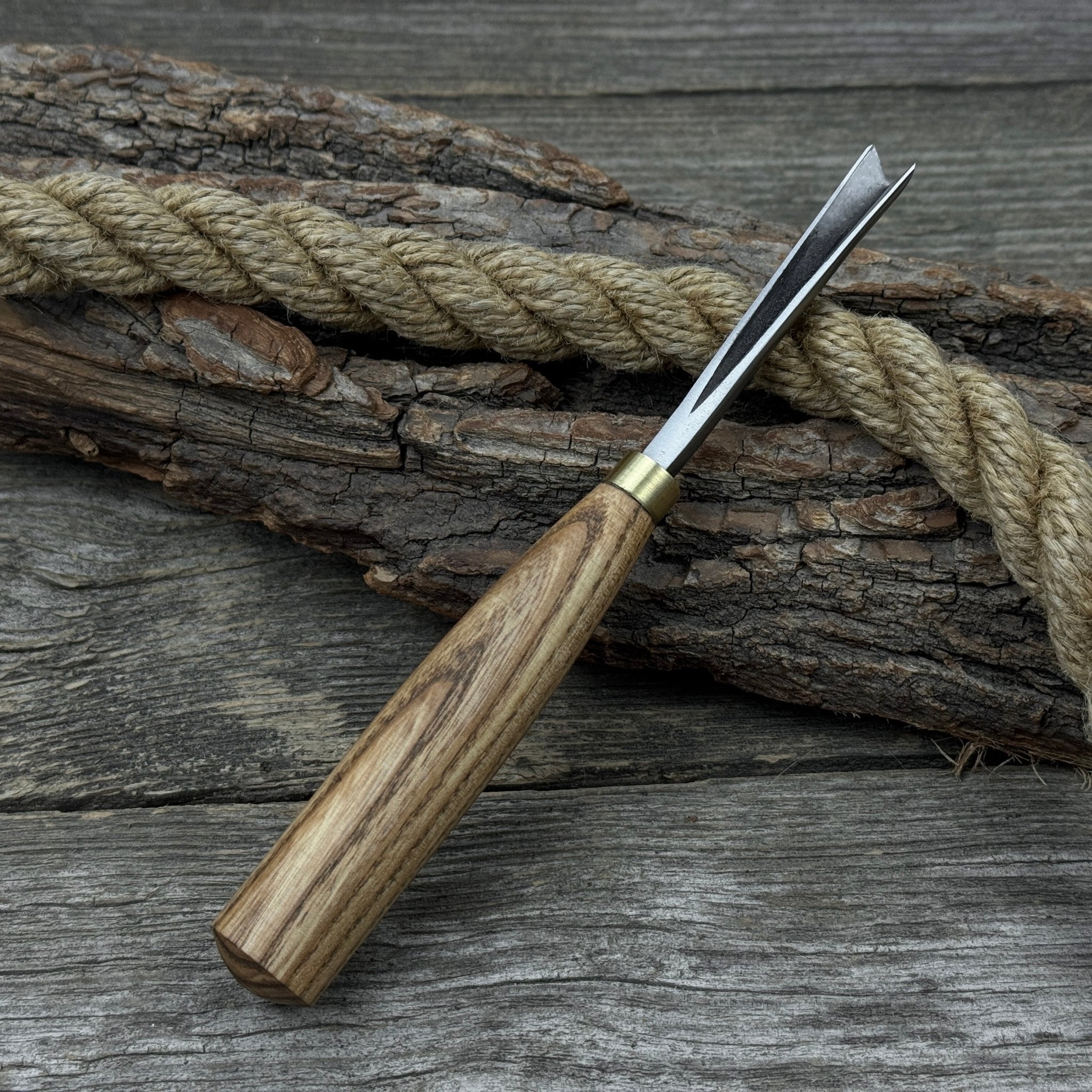 V - Parting Chisel 60 Degree, Blade 8 mm (0.31 inches) - 3
