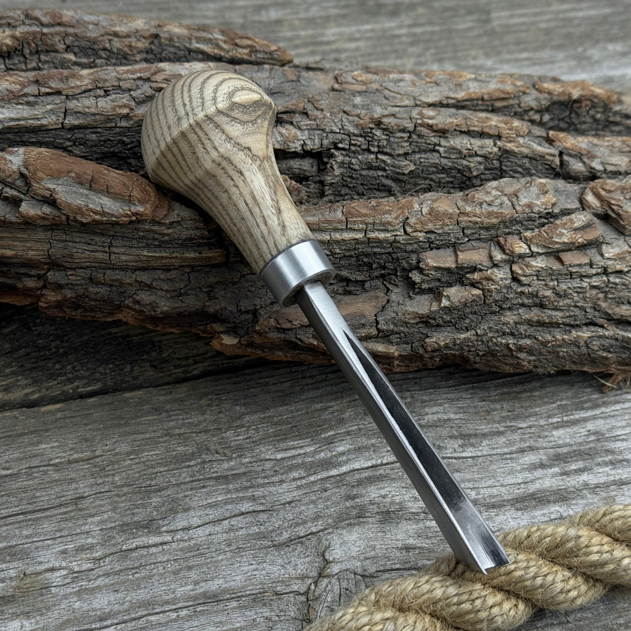 V - Parting Chisel 60 Degree with Palm Handle, 8 mm (0.31 inches) - 5