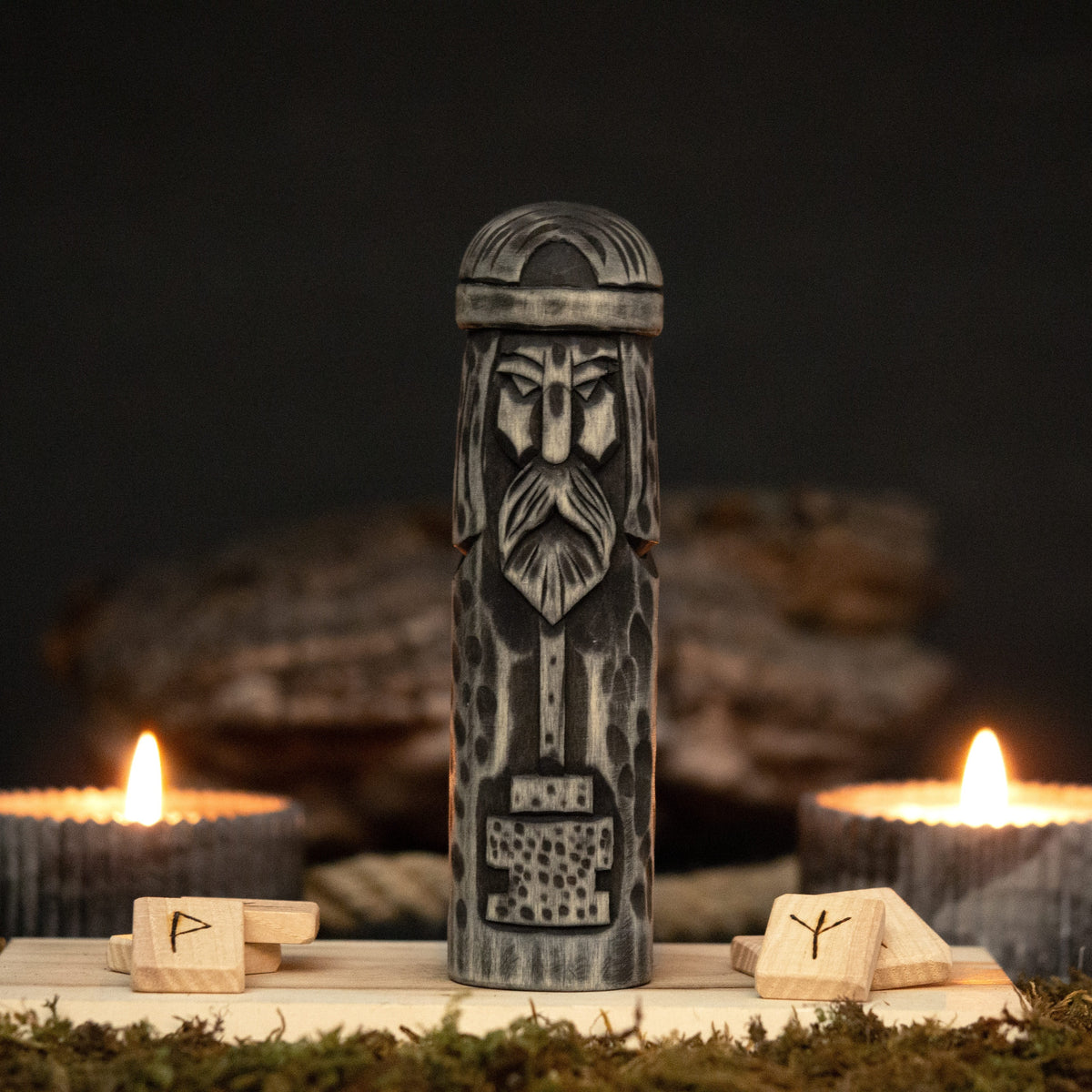 Ręcznie Rzeźbiona Figurka Thora – 14 cm (5,7 cala) Drewniany Posąg Skandynawskiego Boga