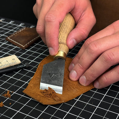 2-Piece Rounded and Angled Leather Knife Set - 4