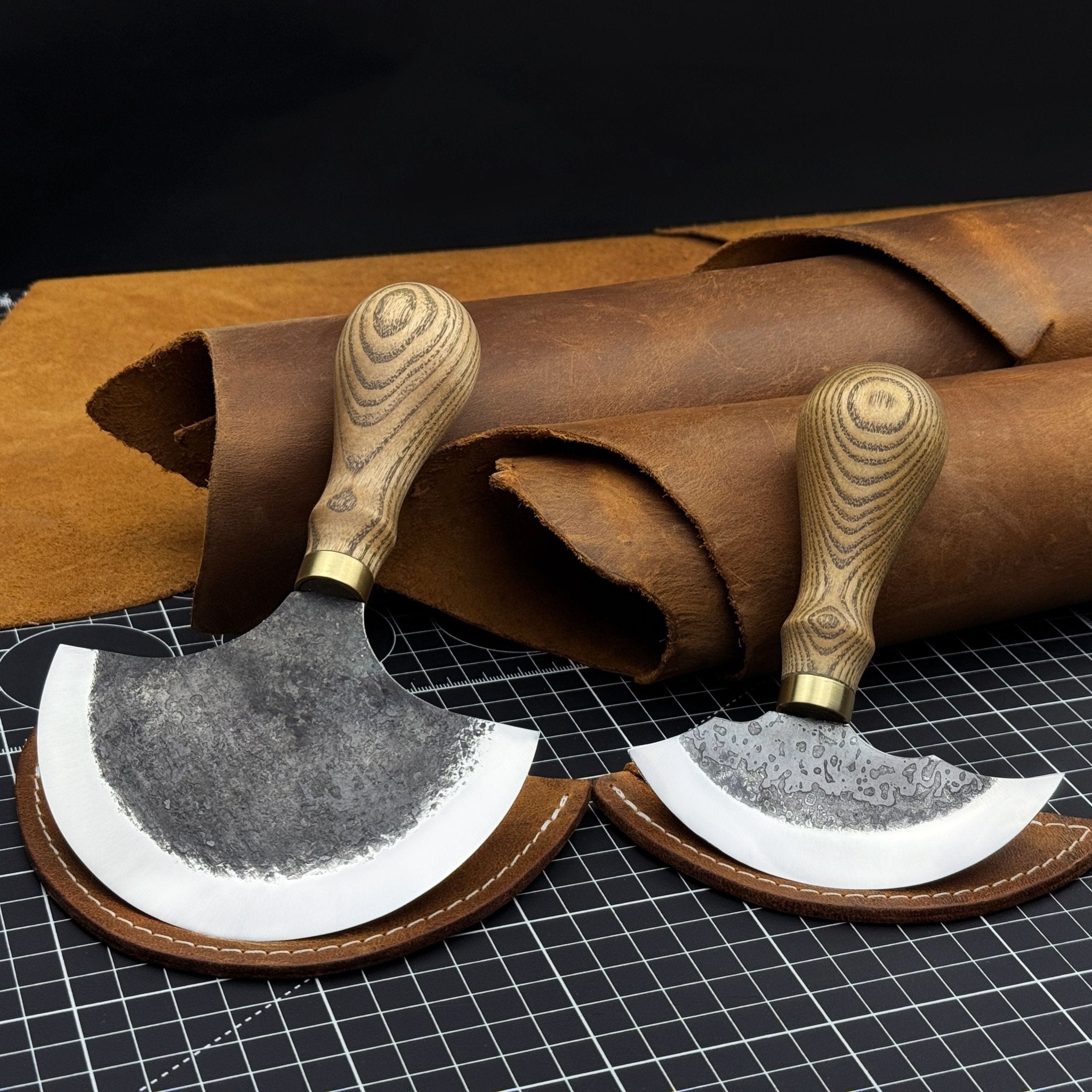 2 - Piece Rounded Leather Knife Set - 1