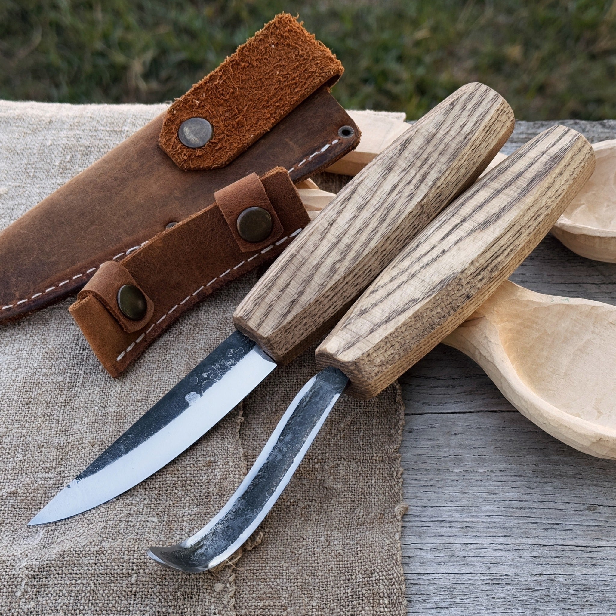 2 - Piece Wood Carving Knife Set with Leather Sheaths - 1