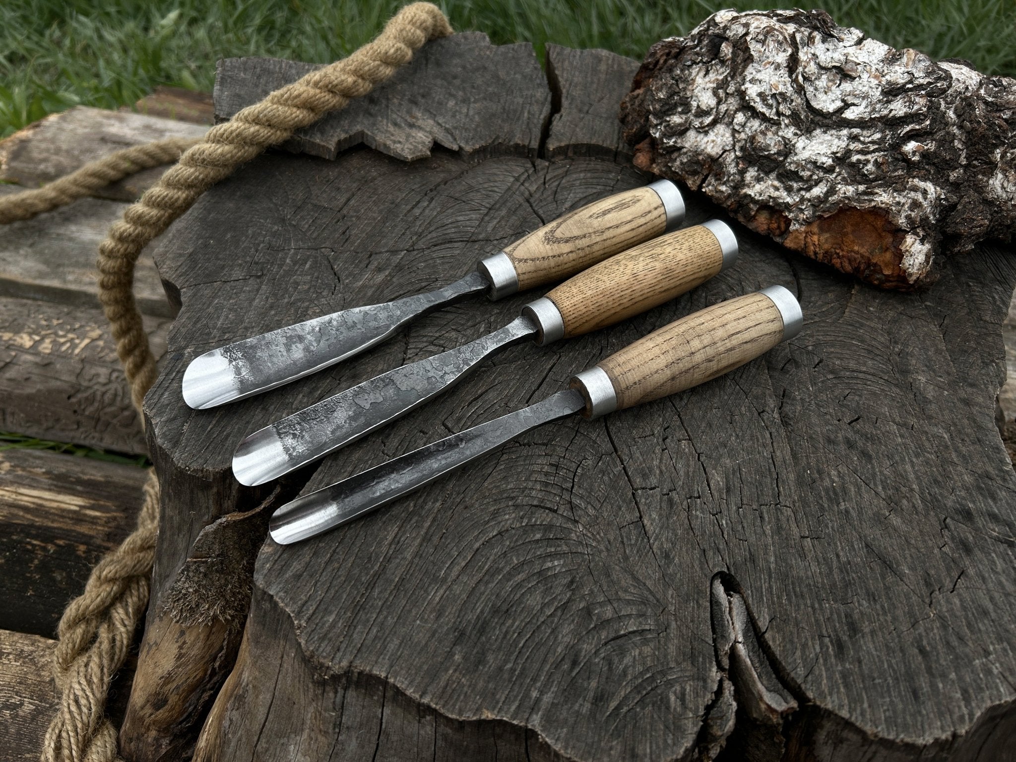 3 - Piece Hand - Forged Straight Rounded Chisel Set - 1