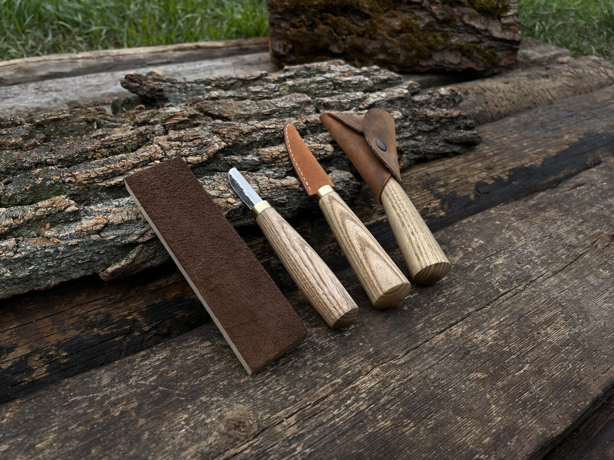 3 - Piece Hand - Forged Wood Carving Knife Set with Leather Strop - 2