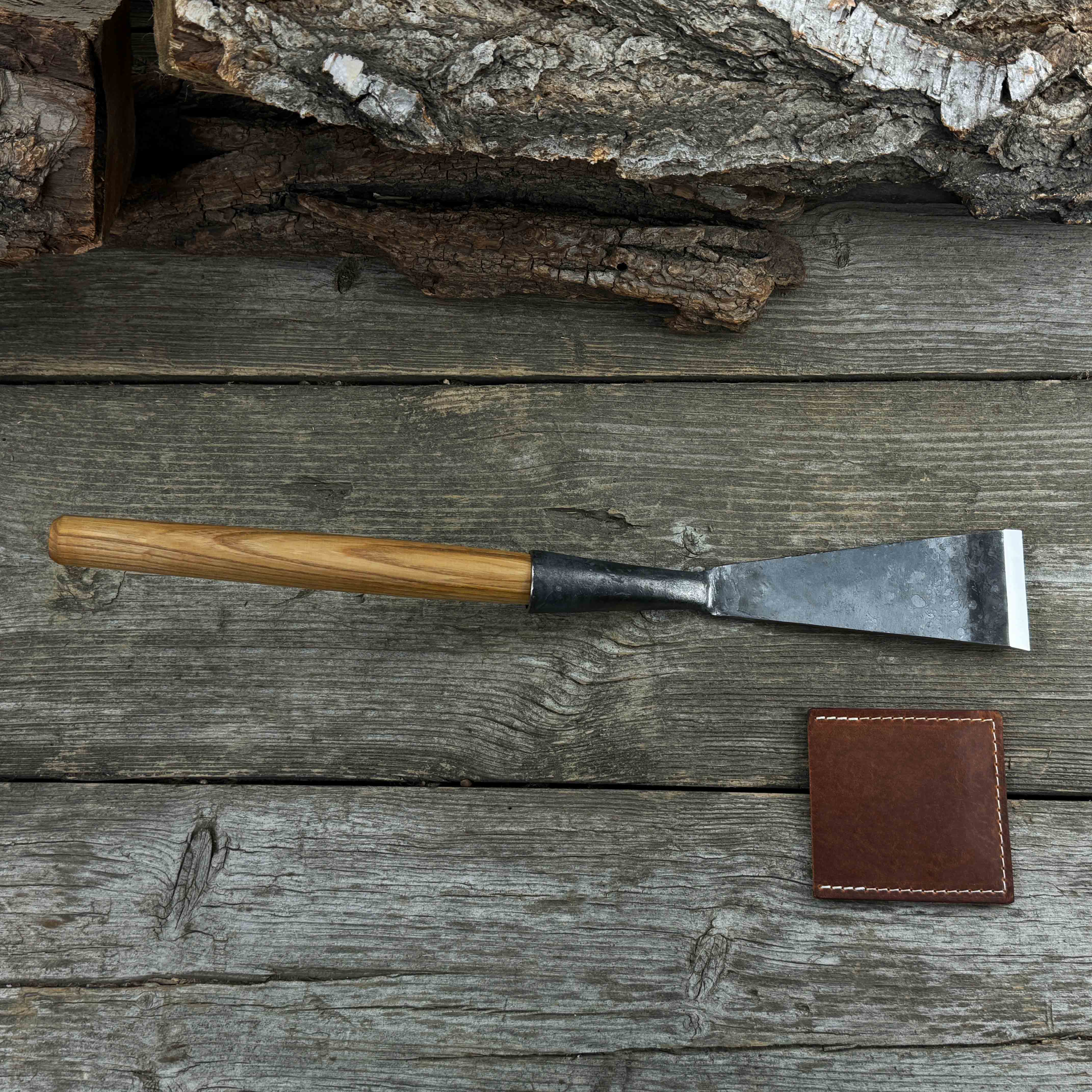 Fishtail Timber Slick Chisel with Angled Handle – 20 to 80 mm (0.8–3.15 Inches)