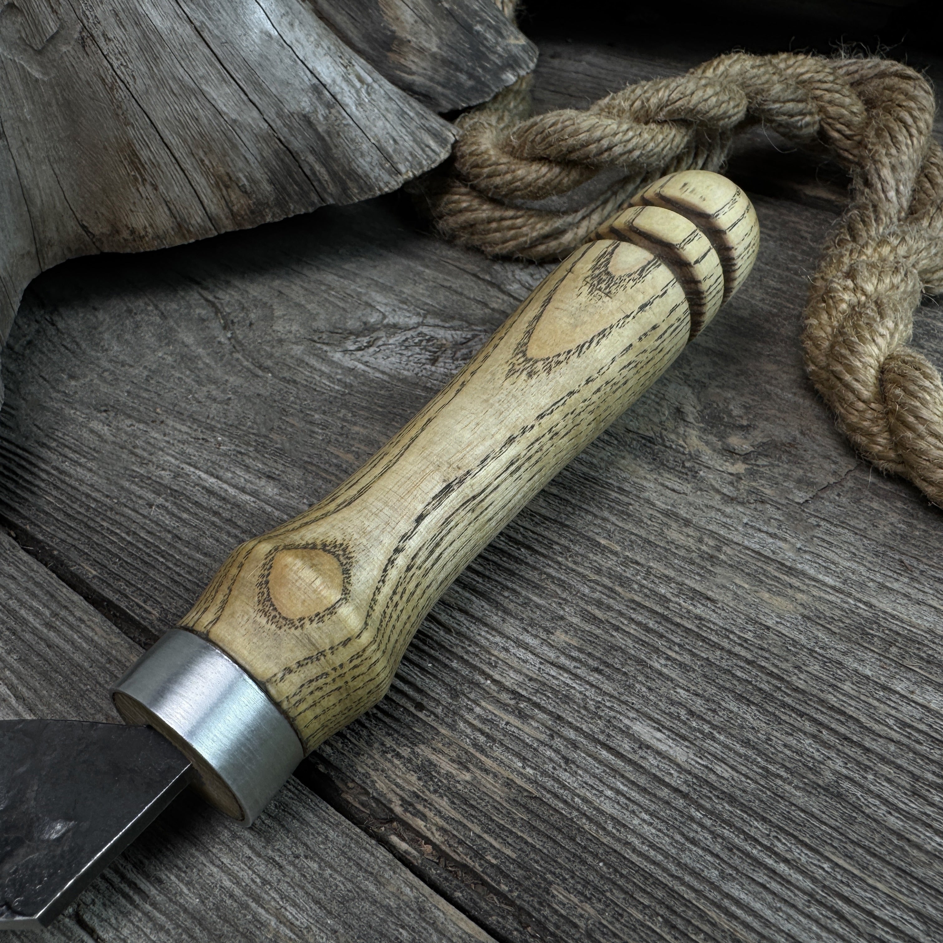 Hand-Forged Large Sickle, ⌀19 cm (7.5 inches) Blade, Leather Belt Attachment