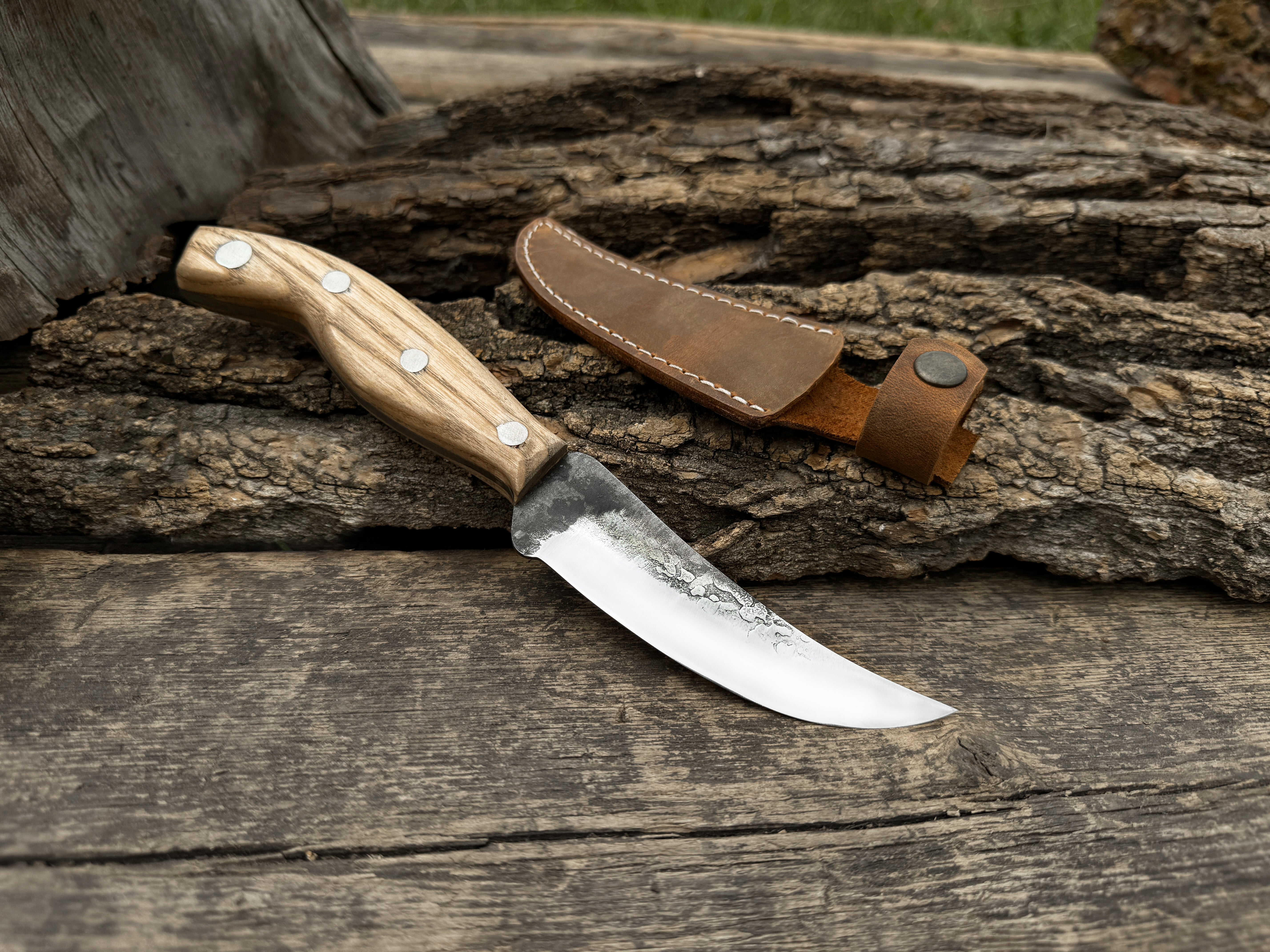 Hand-Forged Bushcraft Knife, 10 cm (3.9 inches) - Forged Steel Tools