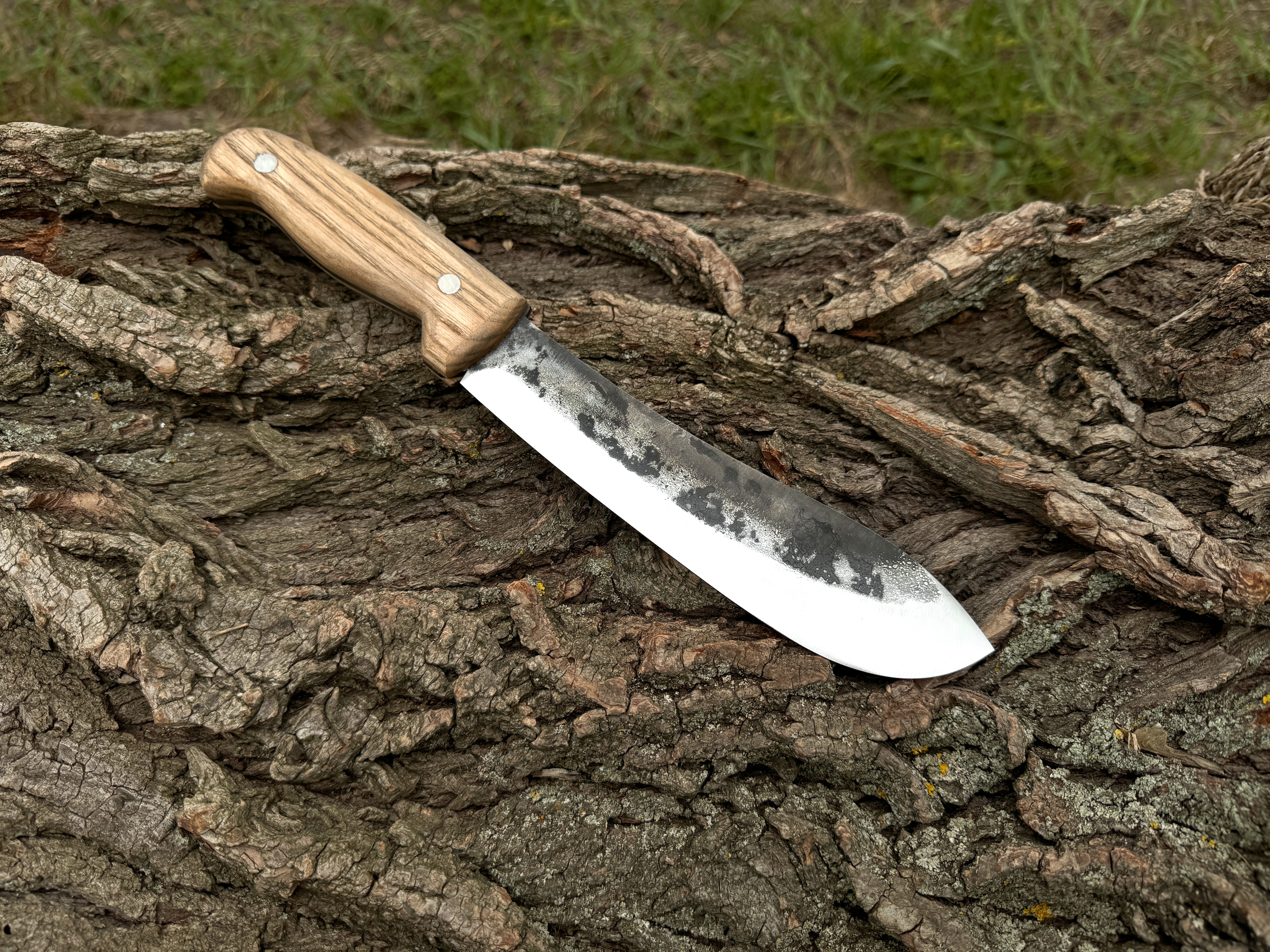 Hand-Forged Bushcraft Knife, 17 cm (6.7 inches) - Forged Steel Tools