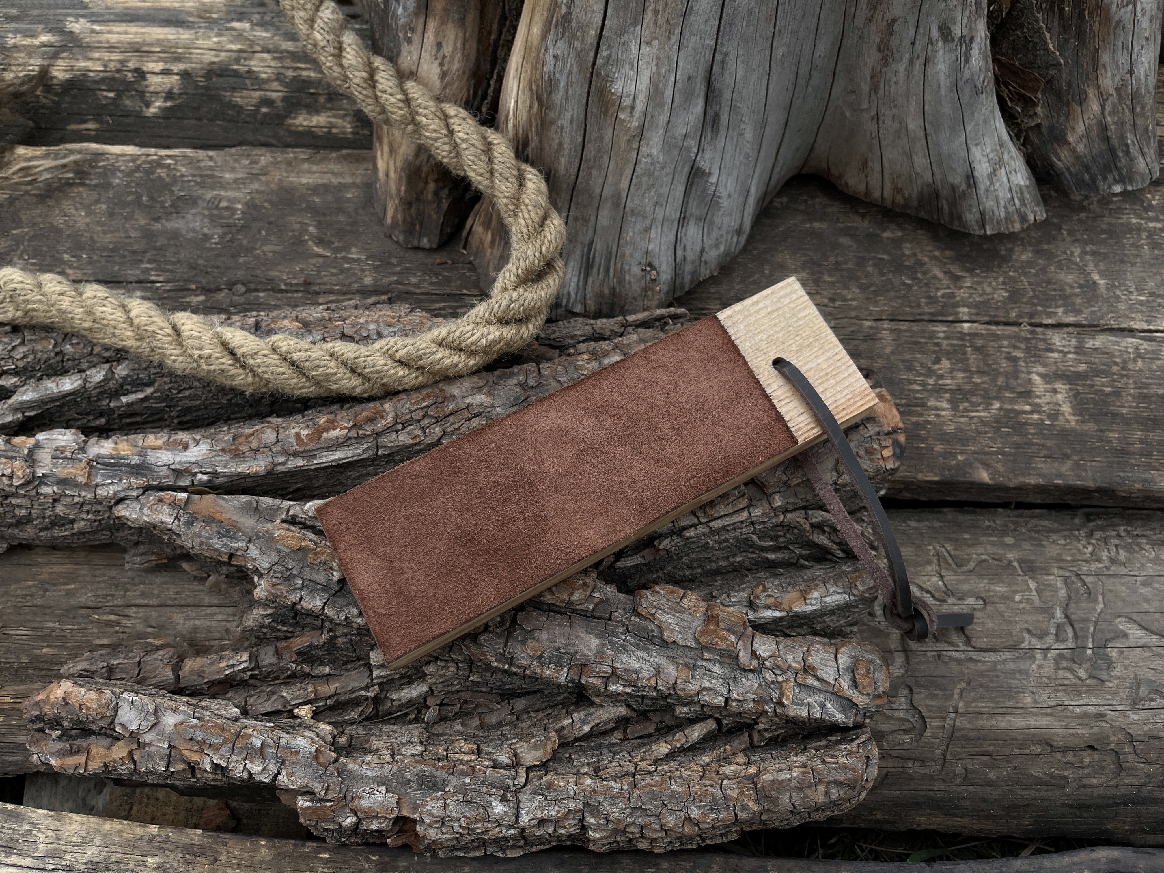 Dual-Sided Leather Paddle Strop For Knives - Forged Steel Tools