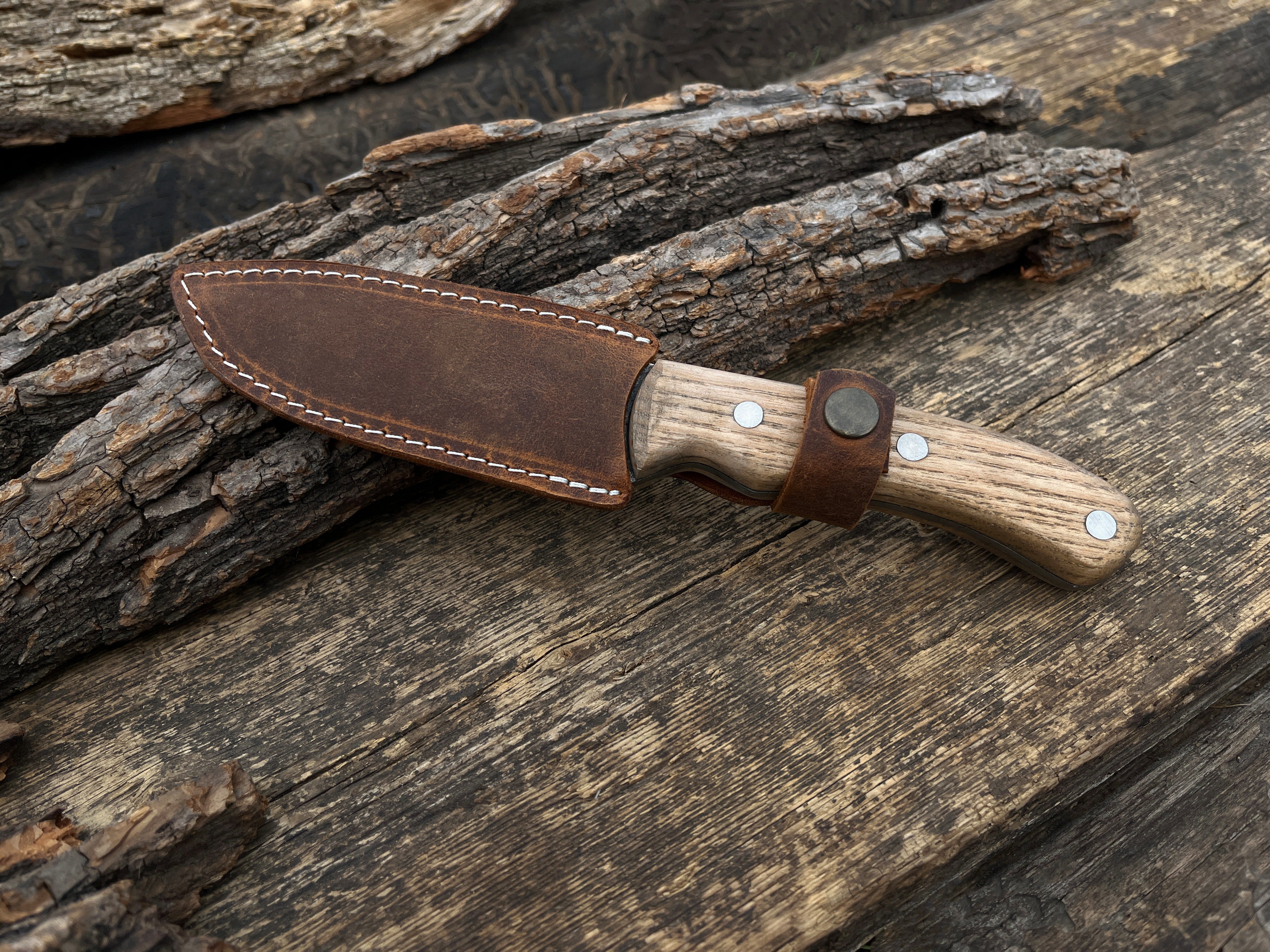 Hand-Forged Bushcraft Knife, 10 cm (3.9 inches) - Forged Steel Tools