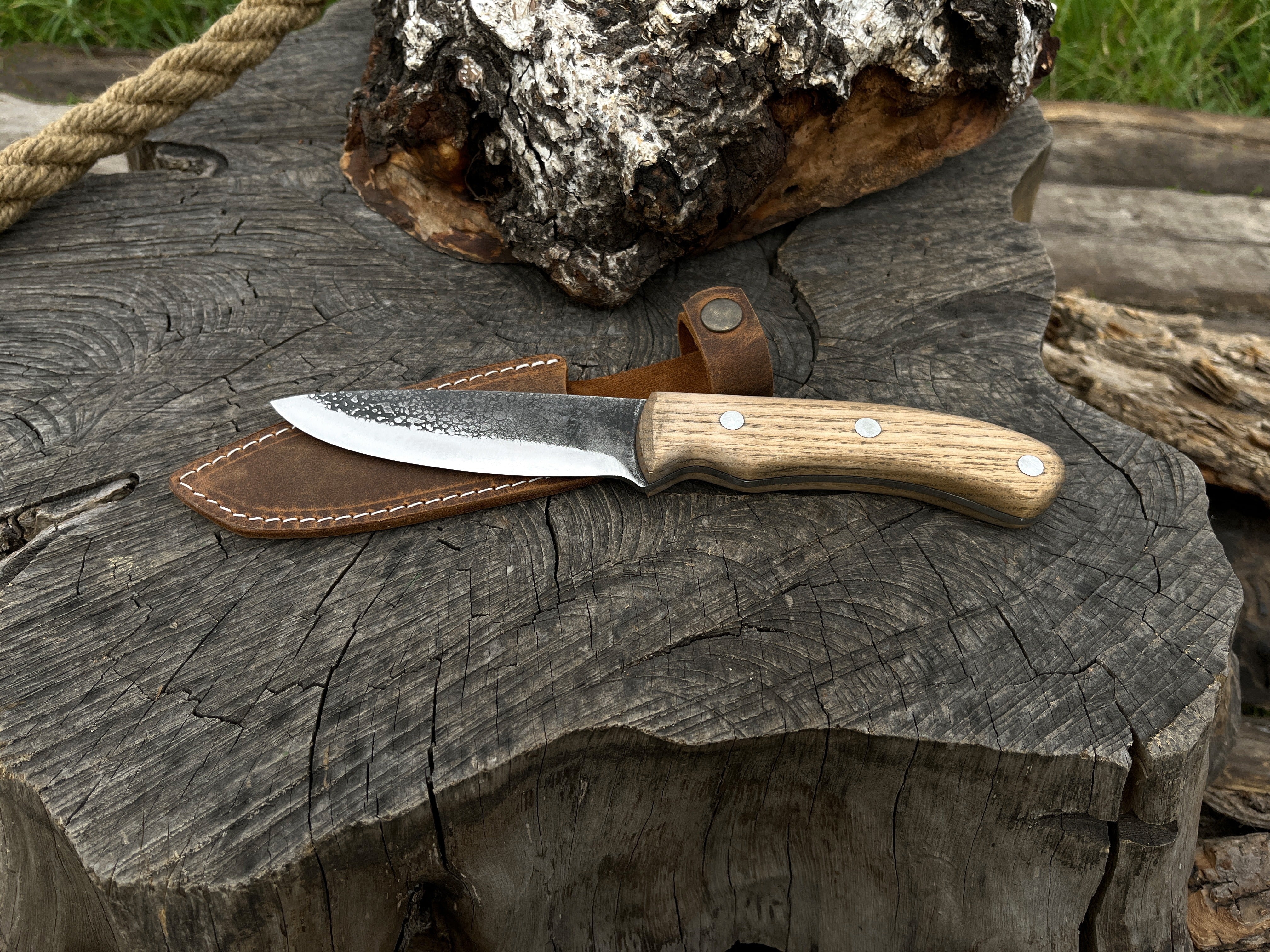 Hand-Forged Bushcraft Knife, 10 cm (3.9 inches) - Forged Steel Tools