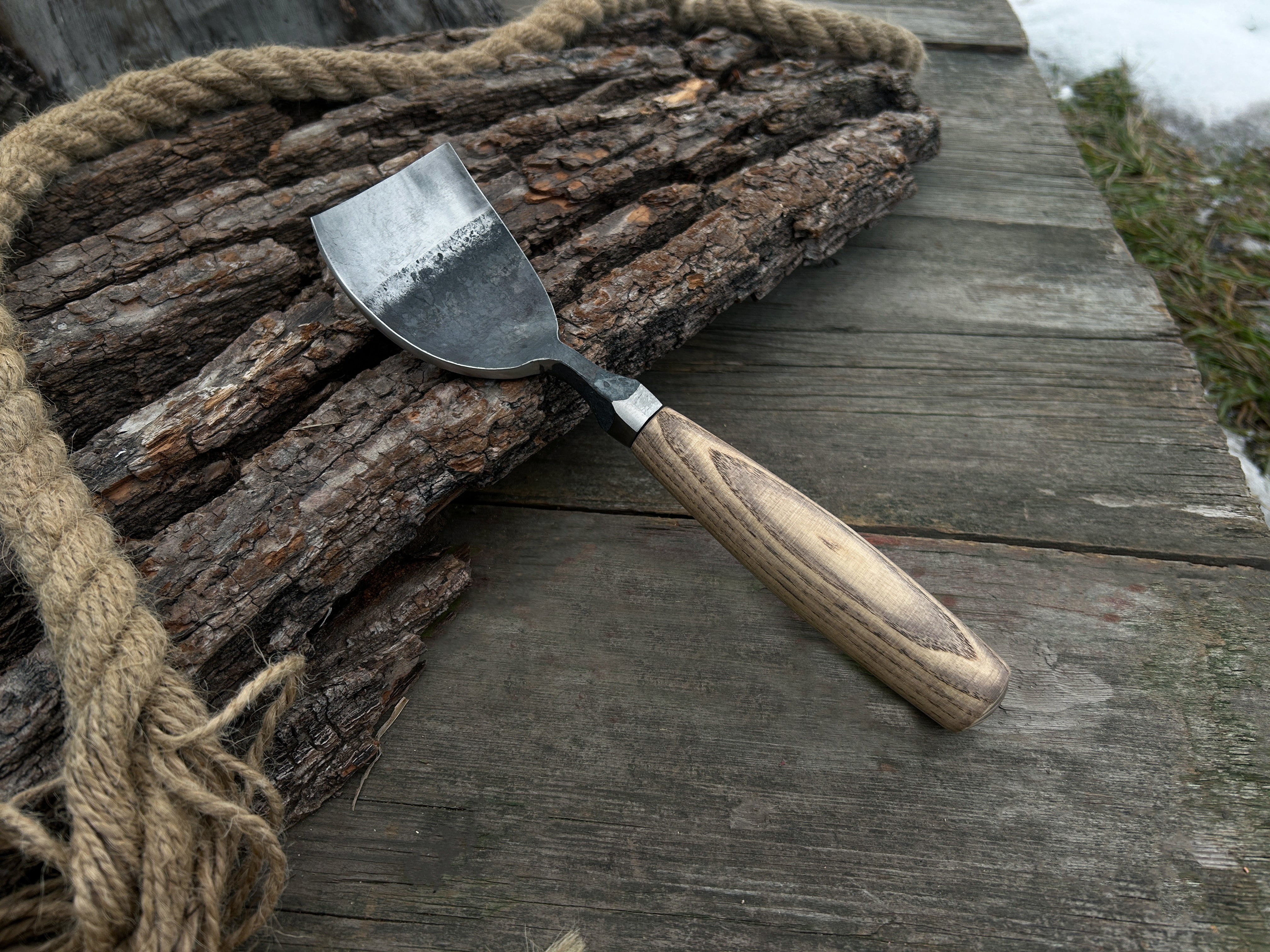 Hand-Forged Large Bent Gouge, 20 - 60 mm (0.8 - 2.4 inches) - Forged Steel Tools