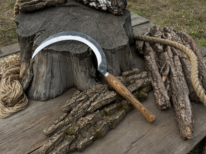 Hand-Forged Large Sickle, ⌀19 cm (7.5 inches) - Forged Steel Tools