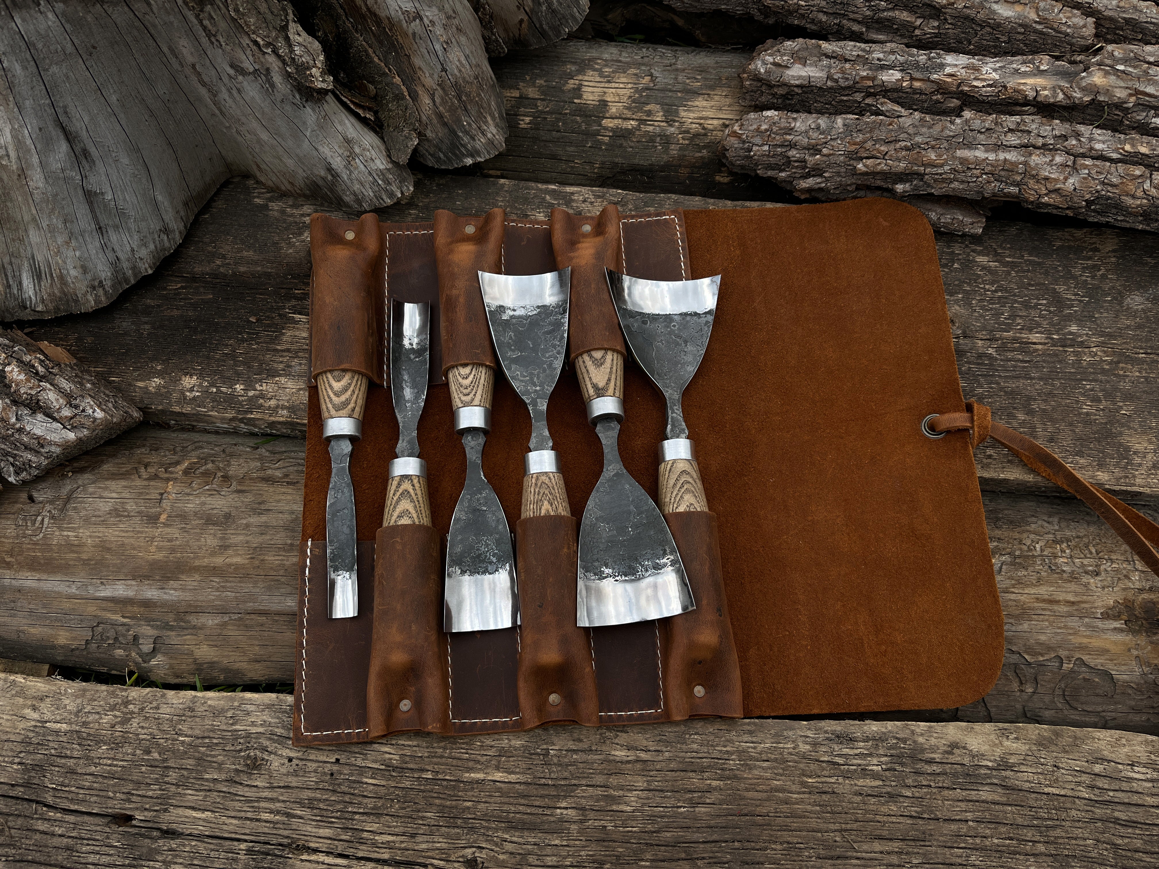 6-Piece Hand-Forged Straight Rounded Chisel