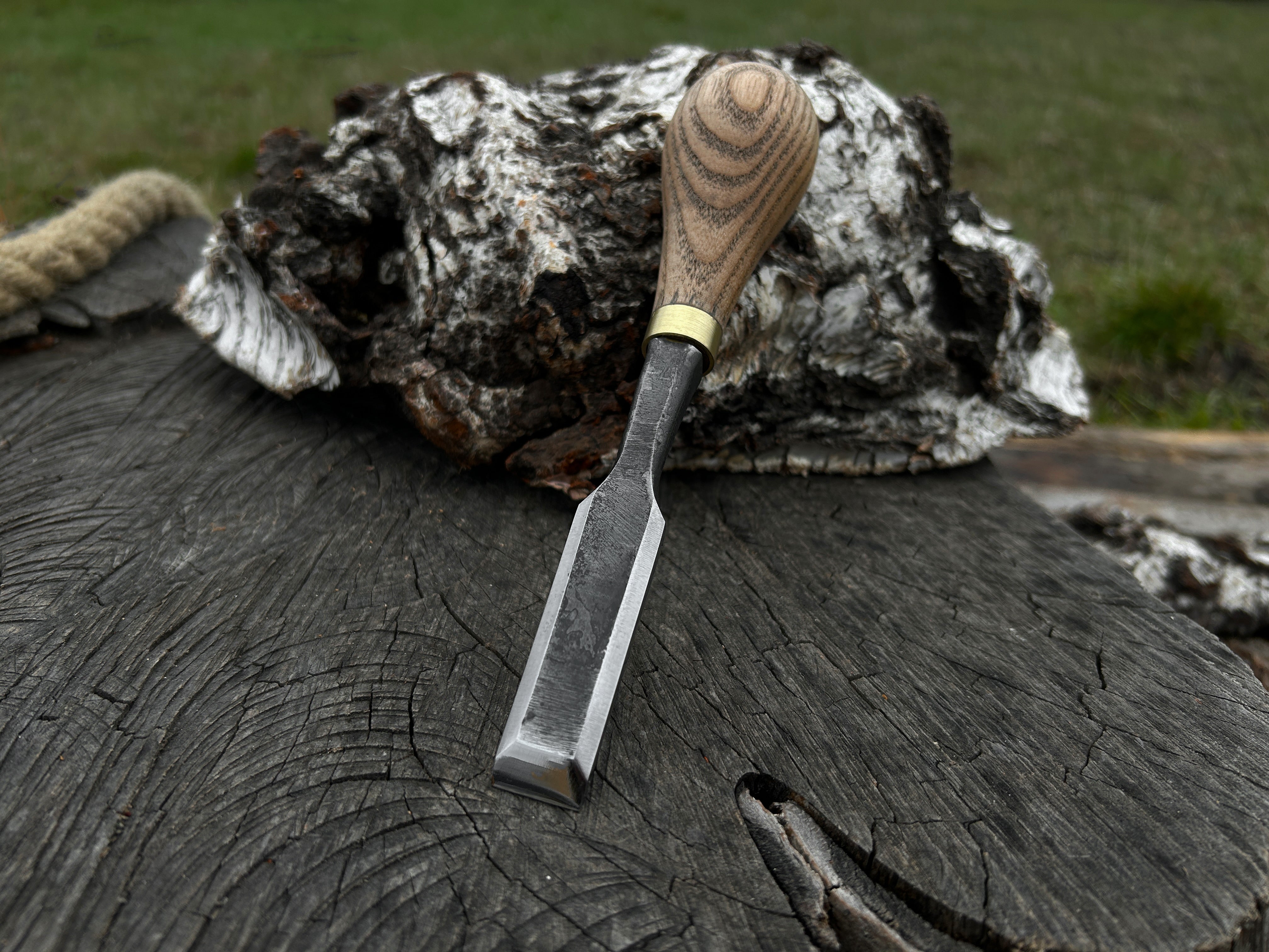 Hand-Forged Wood Carving Chisel, 10 - 32 mm, 9 sizes available
