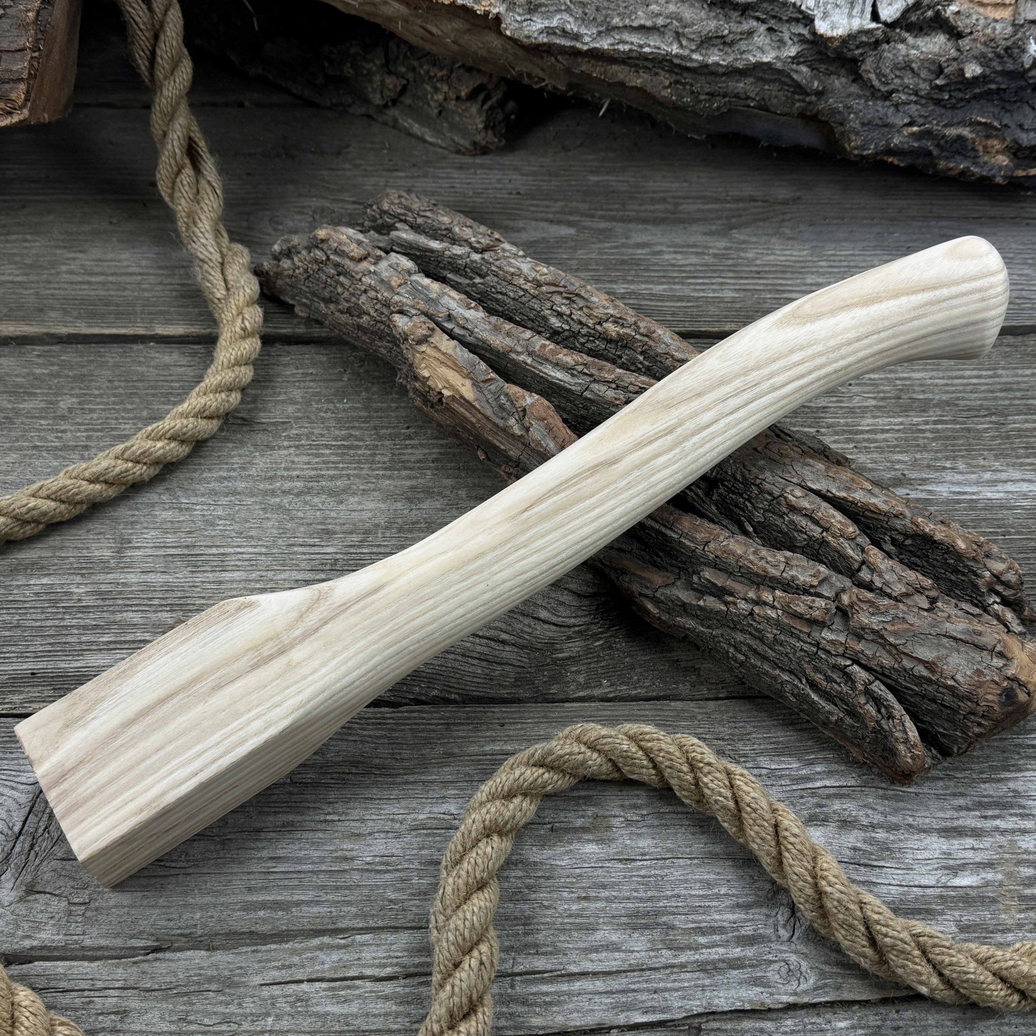 Ash Wood Axe Handle with Red Oak Wedges, 42 cm (16.54 in) - 5