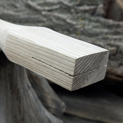 Ash Wood Axe Handle with Red Oak Wedges, 42 cm (16.54 in) - 6