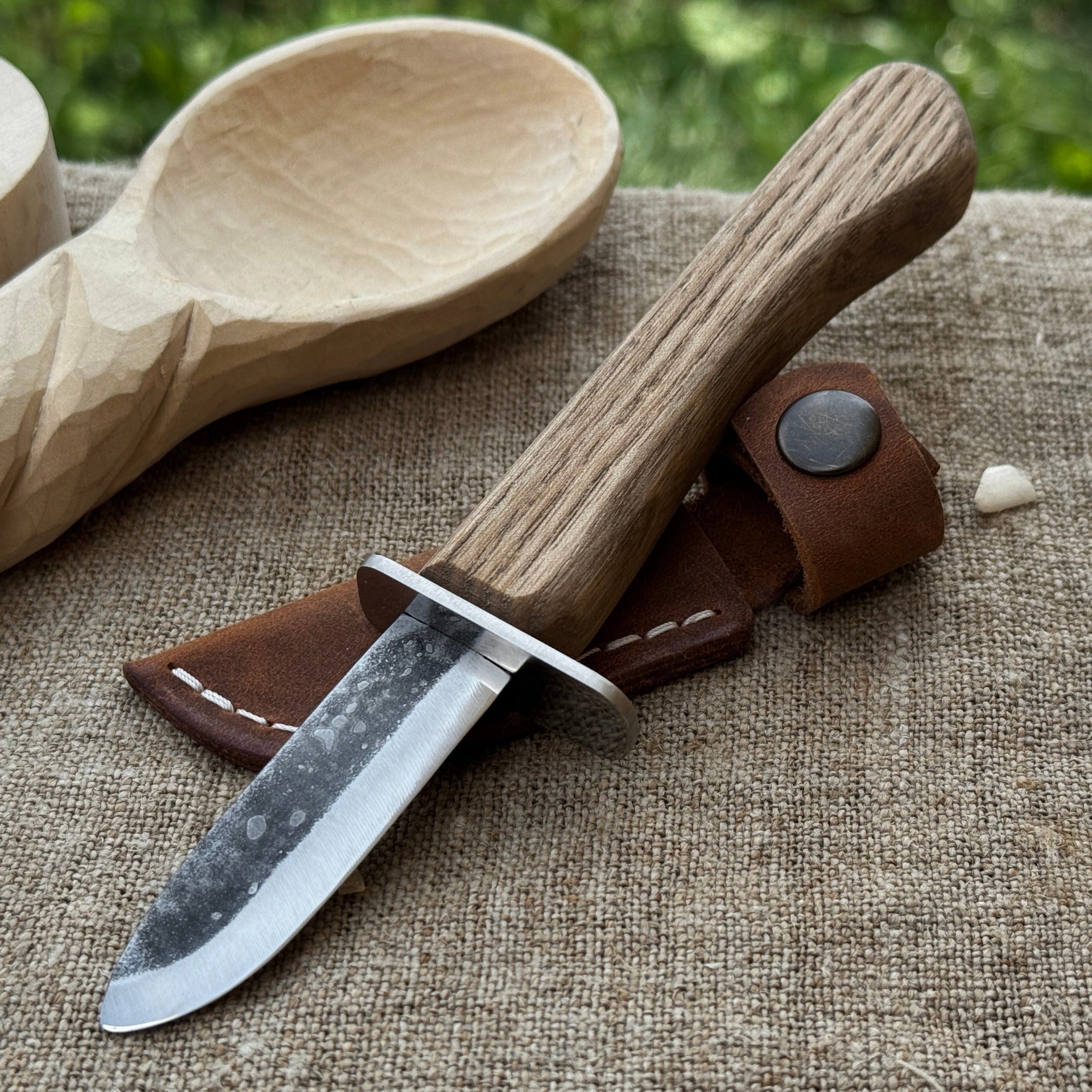 Beginner’s Woodcarving Knife with Leather Sheath, 6 cm (2.36 inches) - 1