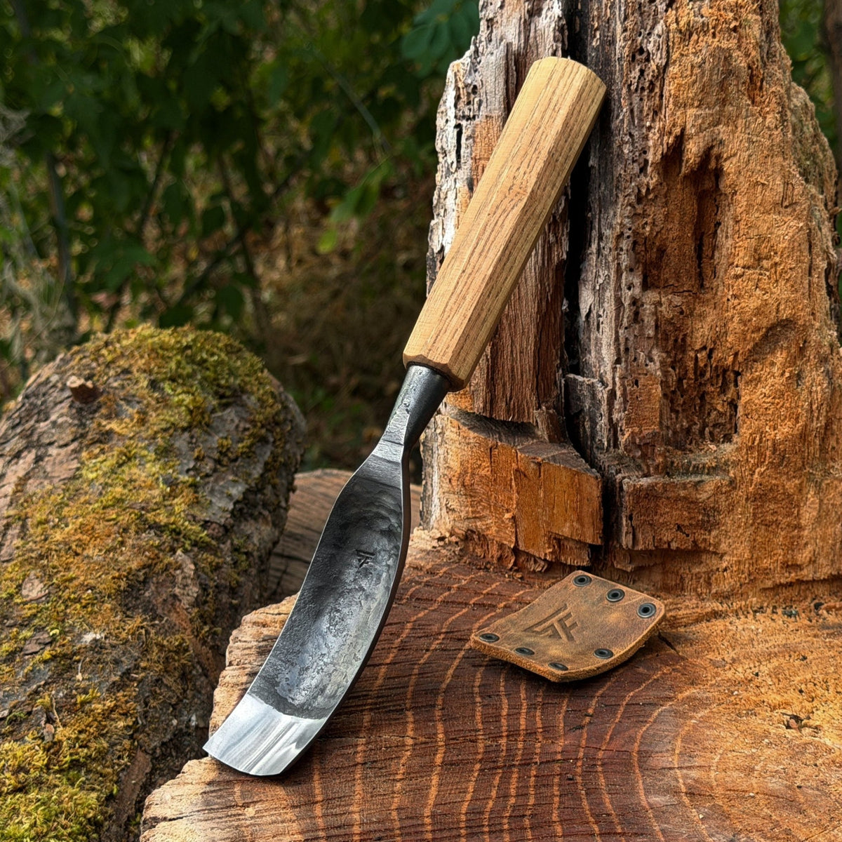 Bent Carving Gouge, 20 - 40 mm (0.8 - 1.6 inches) - 1