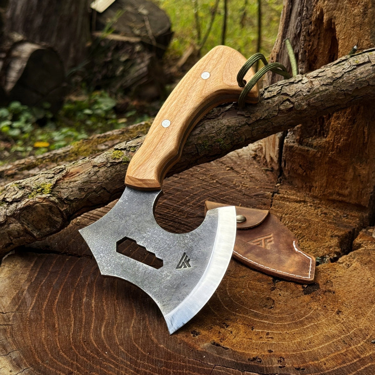 Camping Hatchet with Leather Sheath, 505 g / 1.11 lb - 1