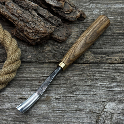 Curved Detail Carving Gouge – 8 mm / 12 mm (0.31 / 0.47 inches) - 7