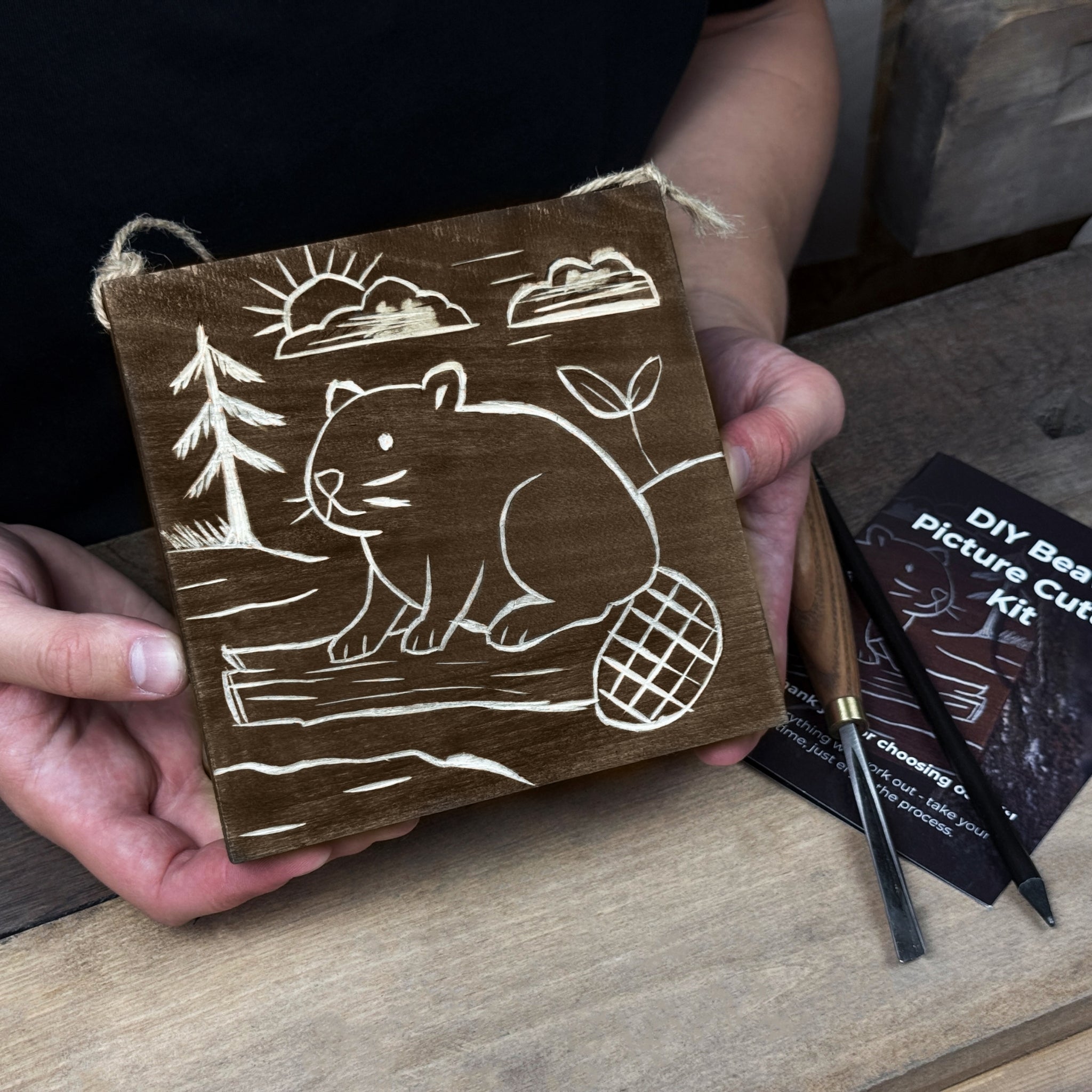 DIY Beaver Carving Kit – Wood Art Set with V - Chisel & Video Guide - 10