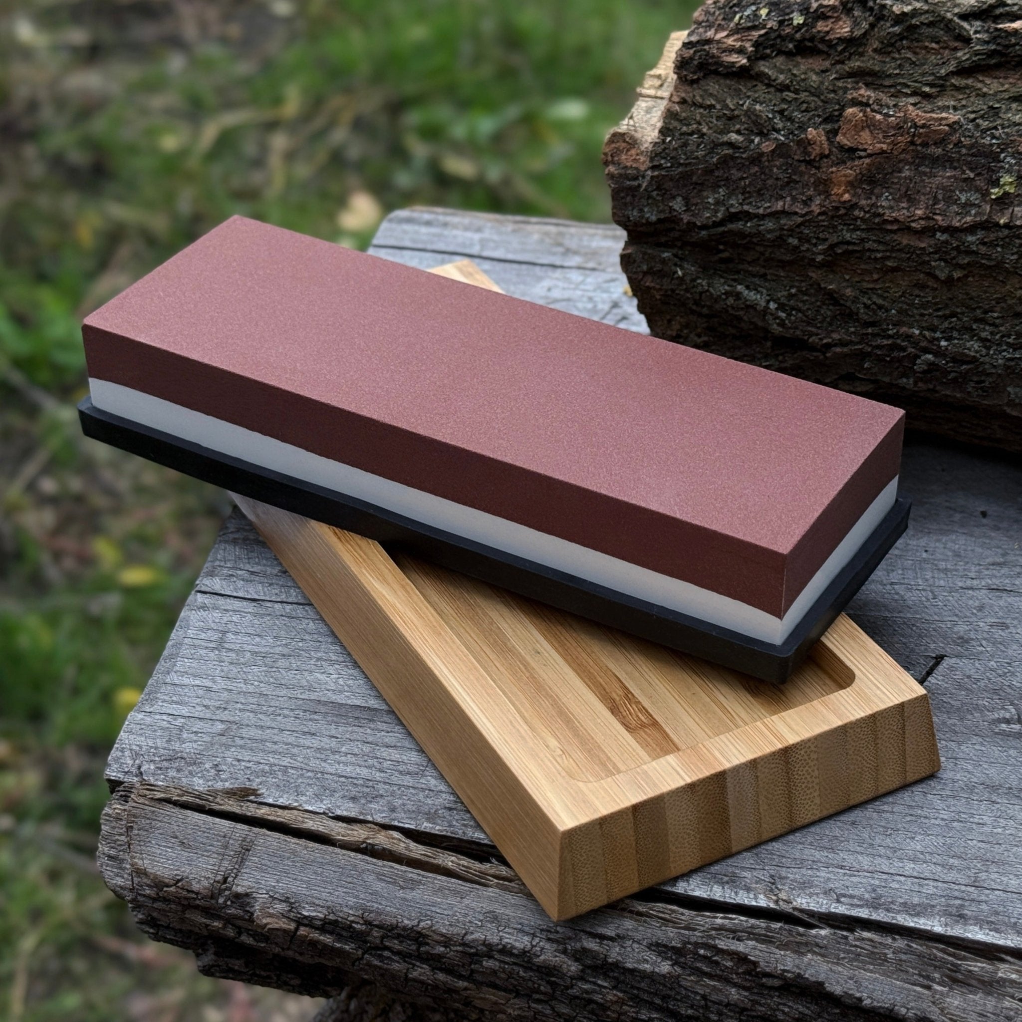 Double - Sided Sharpening Stone with Optional Wooden Stand – Grit 3000 / 8000 - 1