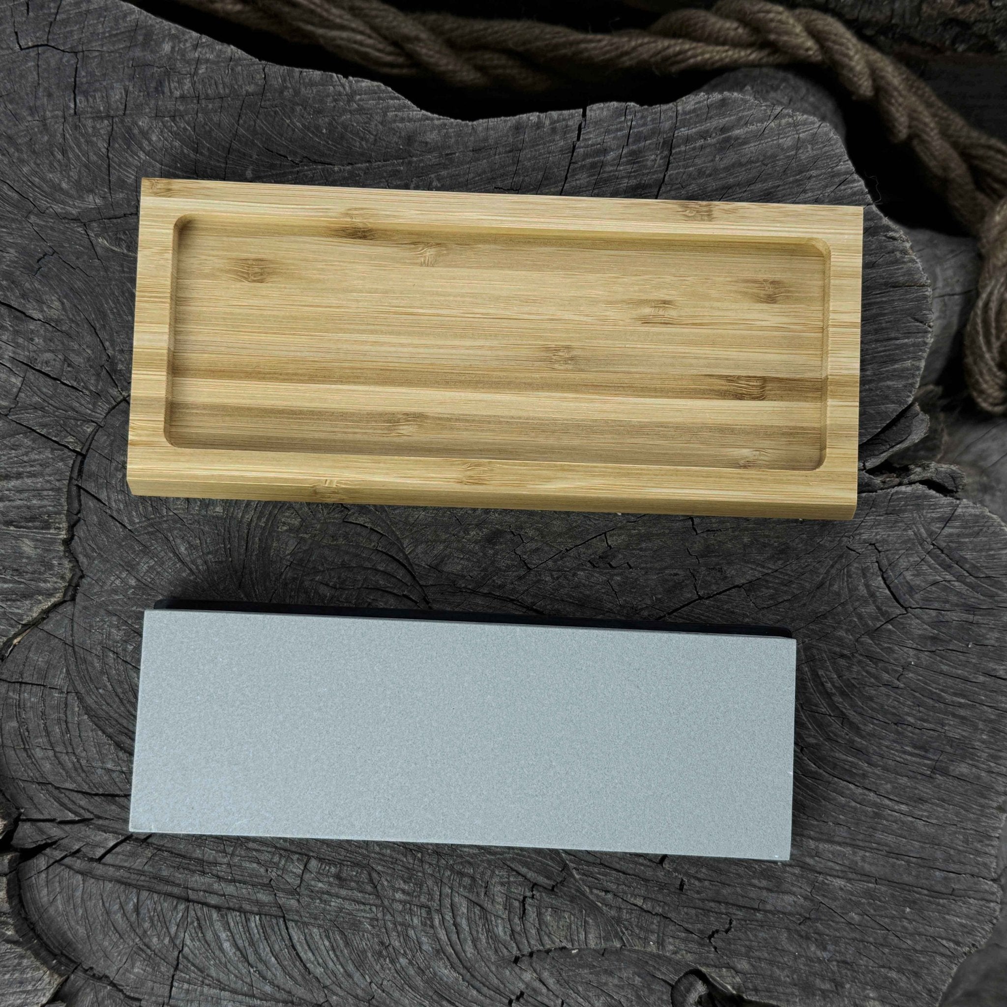 Double - Sided Sharpening Stone with Optional Wooden Stand – Grit 400 / 1000 - 2