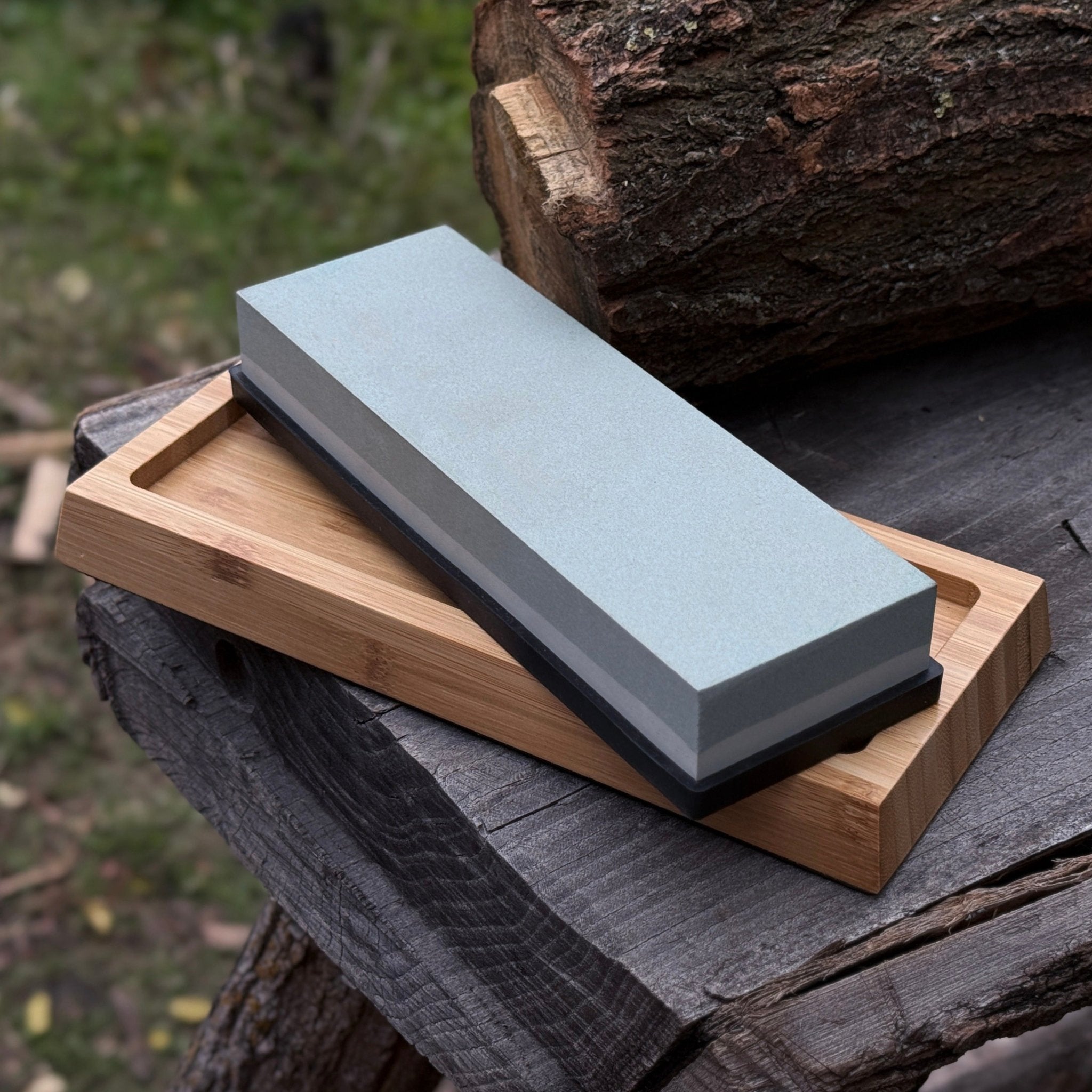 Double - Sided Sharpening Stone with Optional Wooden Stand – Grit 400 / 1000 - 1