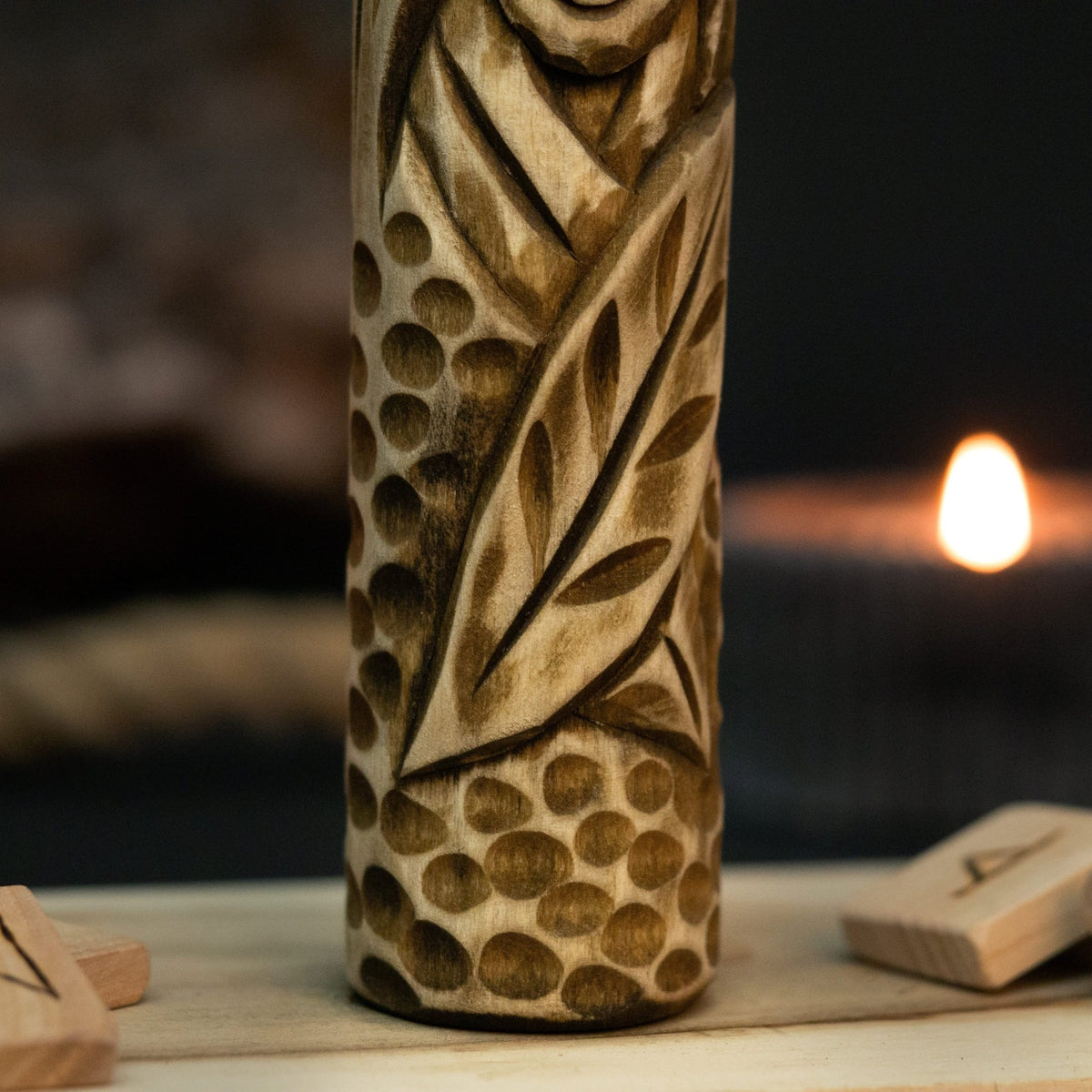 Eir Wooden Figurine – 14 cm (5.7 inch) Hand-Carved Norse Goddess of Healing - 5