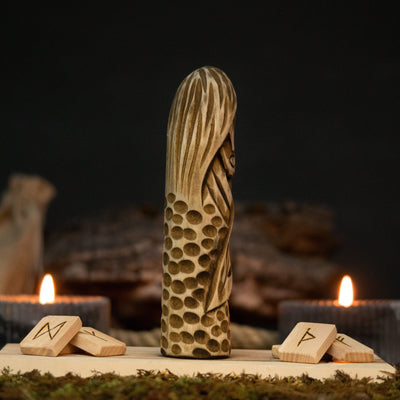 Eir Wooden Figurine – 14 cm (5.7 inch) Hand-Carved Norse Goddess of Healing - 4