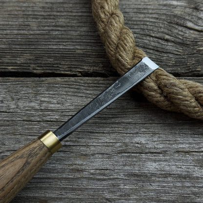 Fine Detail Carving Chisel – 10 mm (0.39 inches) Blade - 4