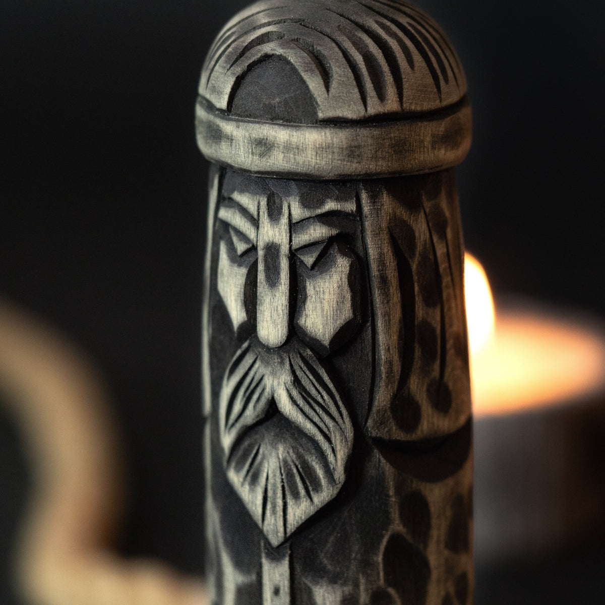 Hand-Carved Thor Figurine – 14 cm (5.7 inches) Wooden Scandinavian God Statue - 7