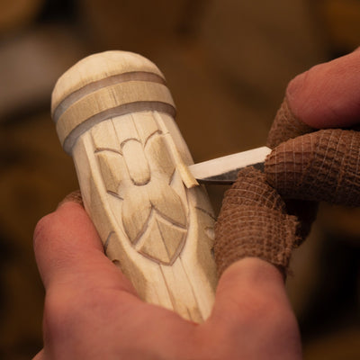 Hand-Carved Thor Figurine – 14 cm (5.7 inches) Wooden Scandinavian God Statue - 11