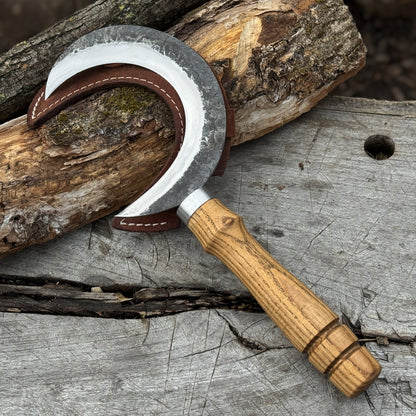 Hand - Forged Athame Ritual Witch Sickle, ⌀ 13 cm (5.12 inches) - 1