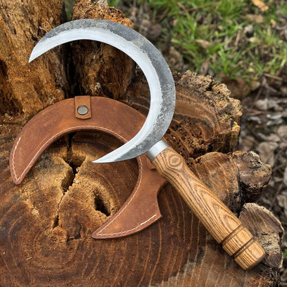 Hand - Forged Athame Ritual Witch Sickle, ⌀16.5 cm (6.5 inches) - 1