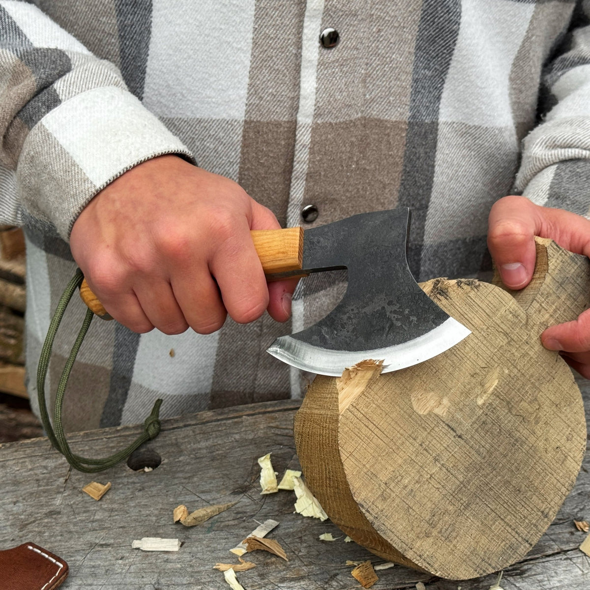 Hand-Forged Bushcraft Hatchet, 365 g / 0.80 lb - 5