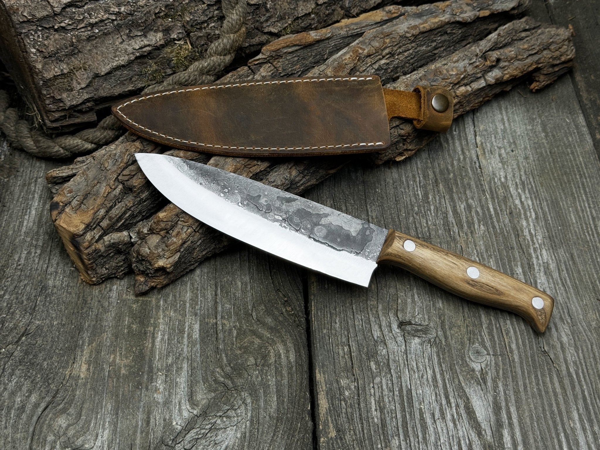 Hand - Forged Bushcraft Knife, 10.5 cm (4.13 inches) - 1