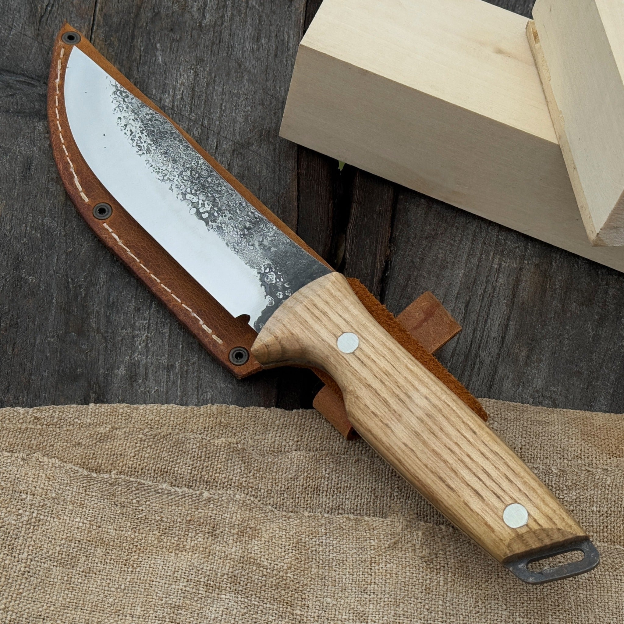 Hand - Forged Bushcraft Knife, 12 cm (4.72 inches) - 1