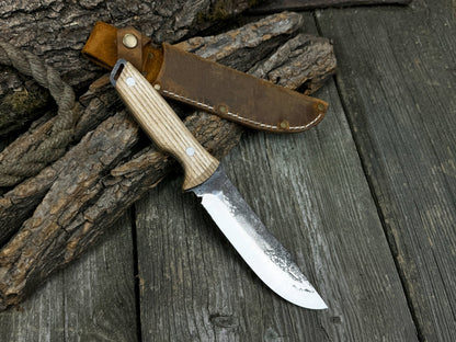 Hand - Forged Bushcraft Knife, 12 cm (4.72 inches) - 1