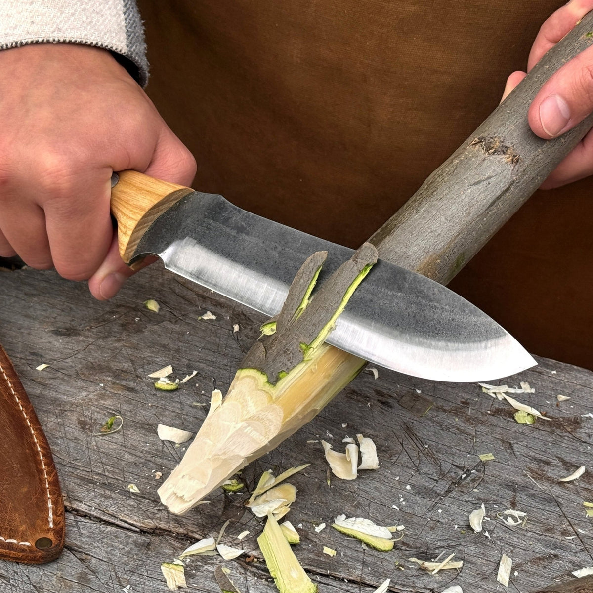Hand-Forged Bushcraft Knife, 15.5 cm (6.1 inches) - 4