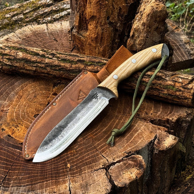 Hand-Forged Bushcraft Knife, 15.5 cm (6.1 inches) - 1